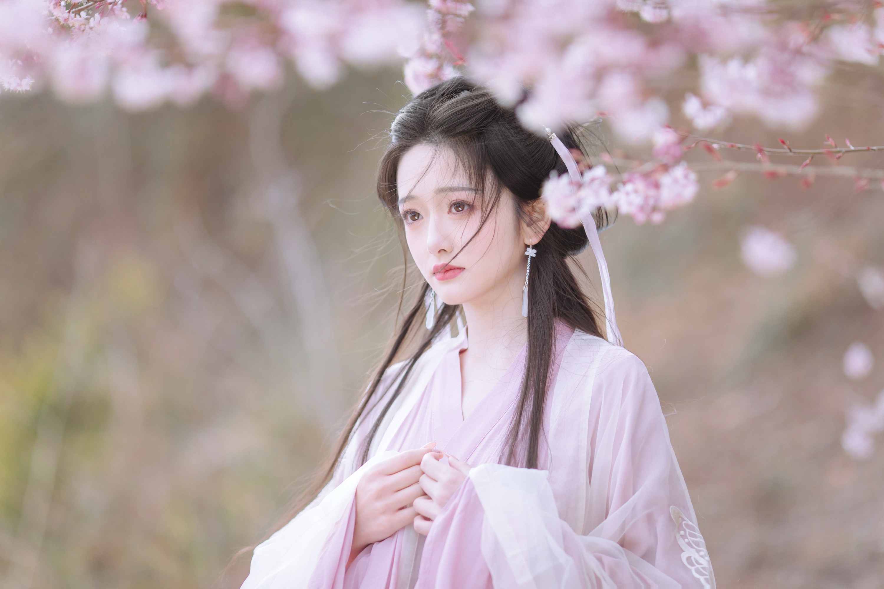 赤嫣在这里 – 《花不误》[13P]