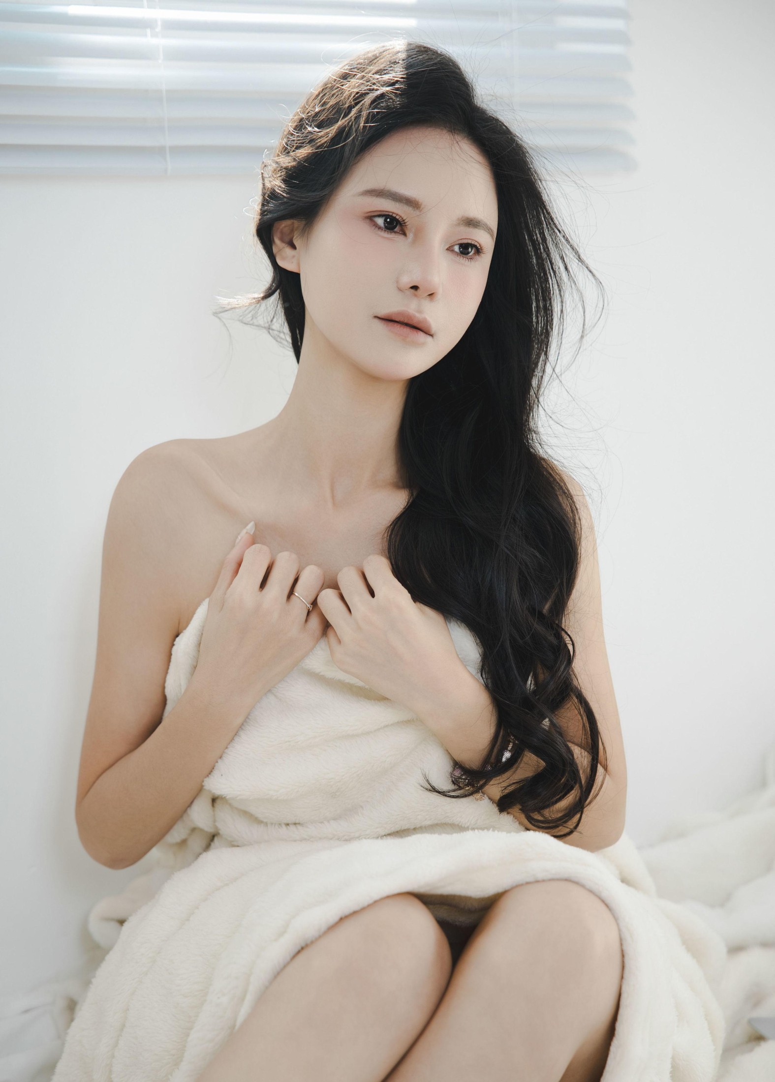 莎莎 – 《失恋的少女》[13P] 插图2