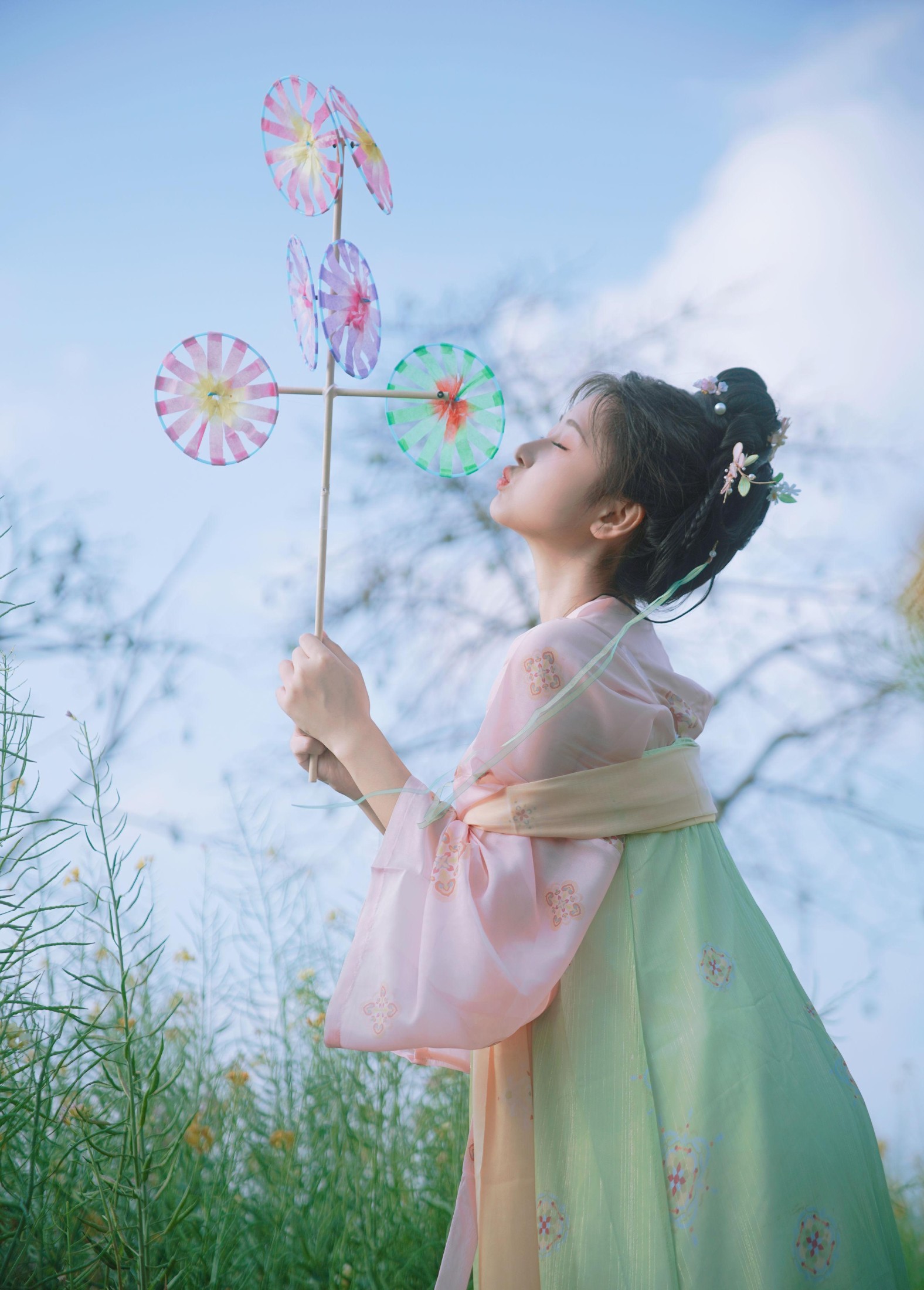 漩涡鸣子 – 《邂逅七彩花田里的仙女》[47P]