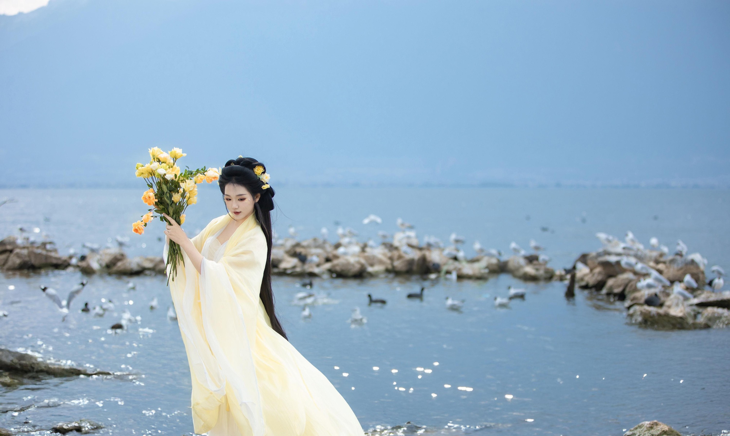 晚江亭 – 《春日》[46P]