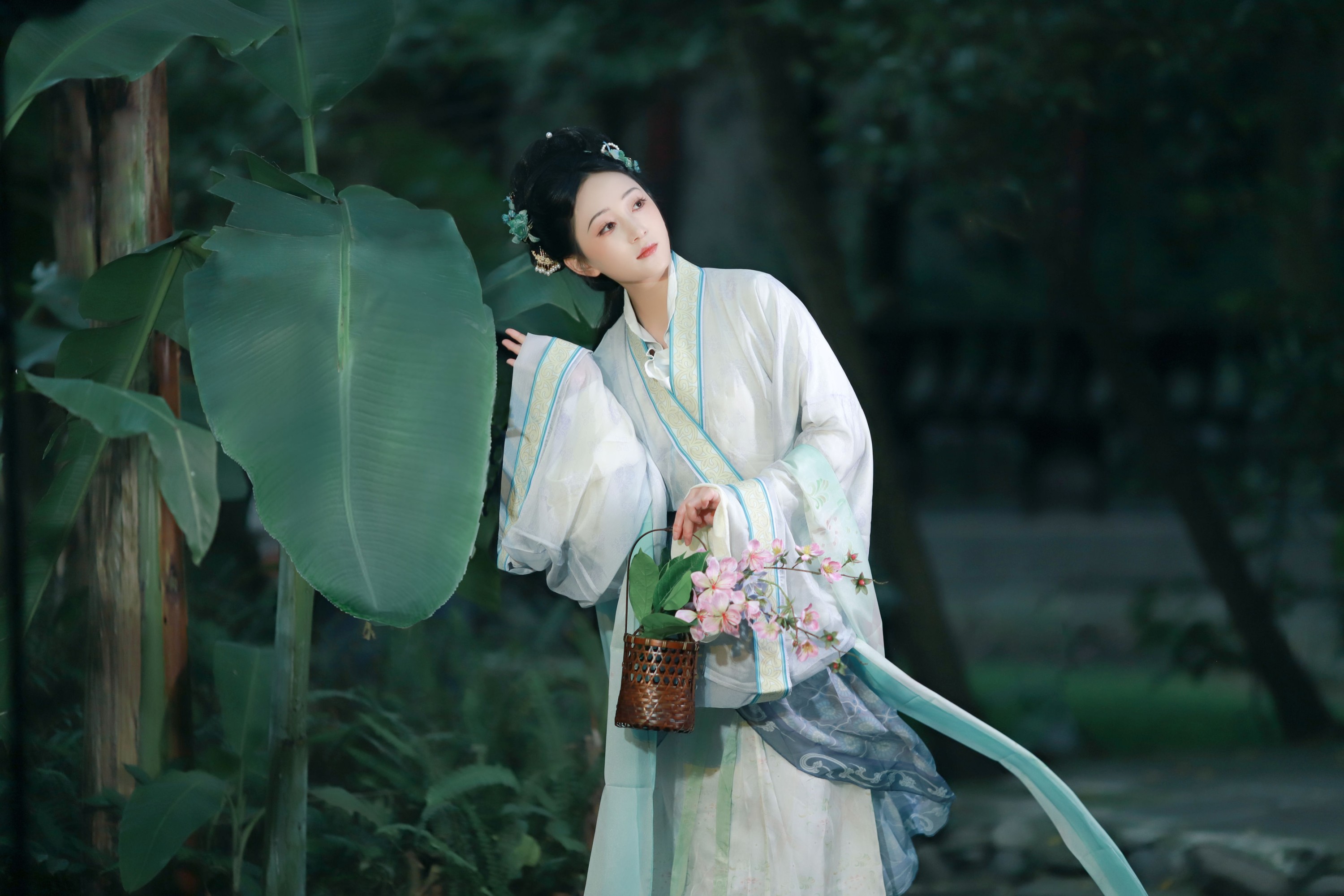 小王碎彬彬 – 《扇仙》[13P]