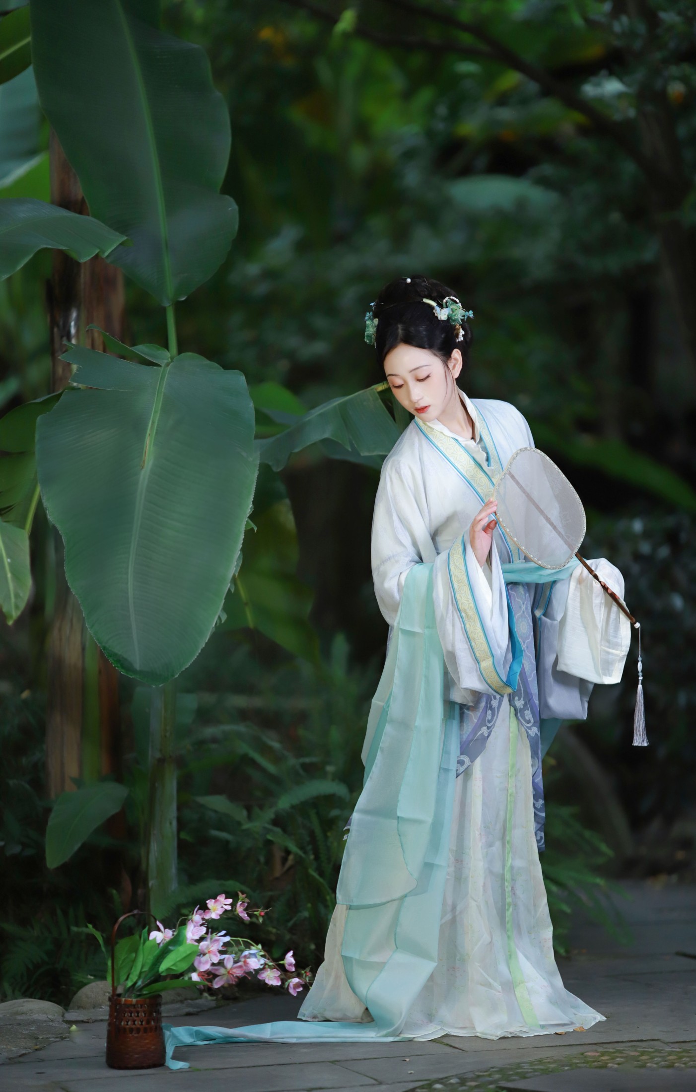 小王碎彬彬 – 《扇仙》[13P]