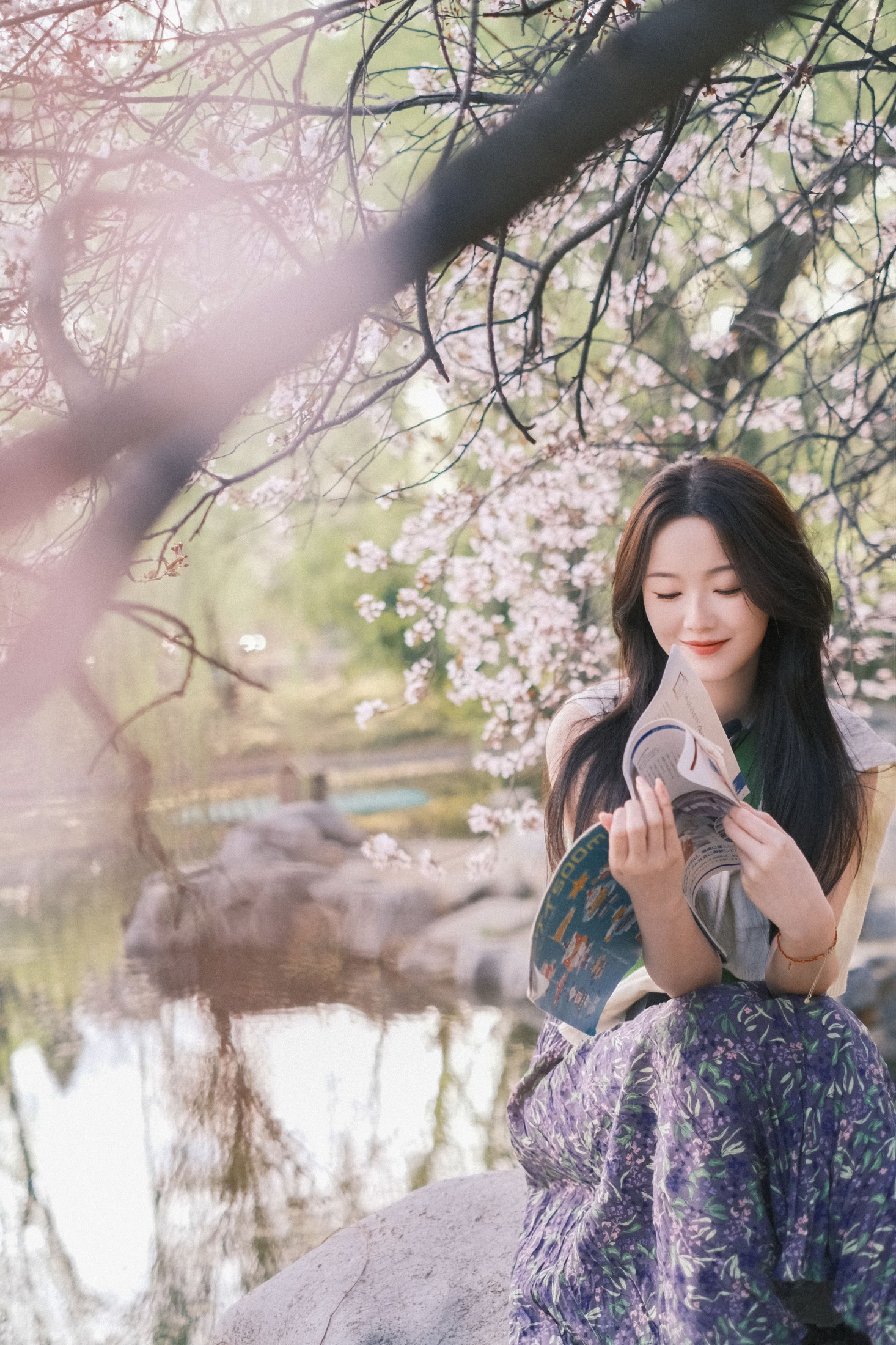 娄馨月Moon – 《请你参与我的春天》[20P]