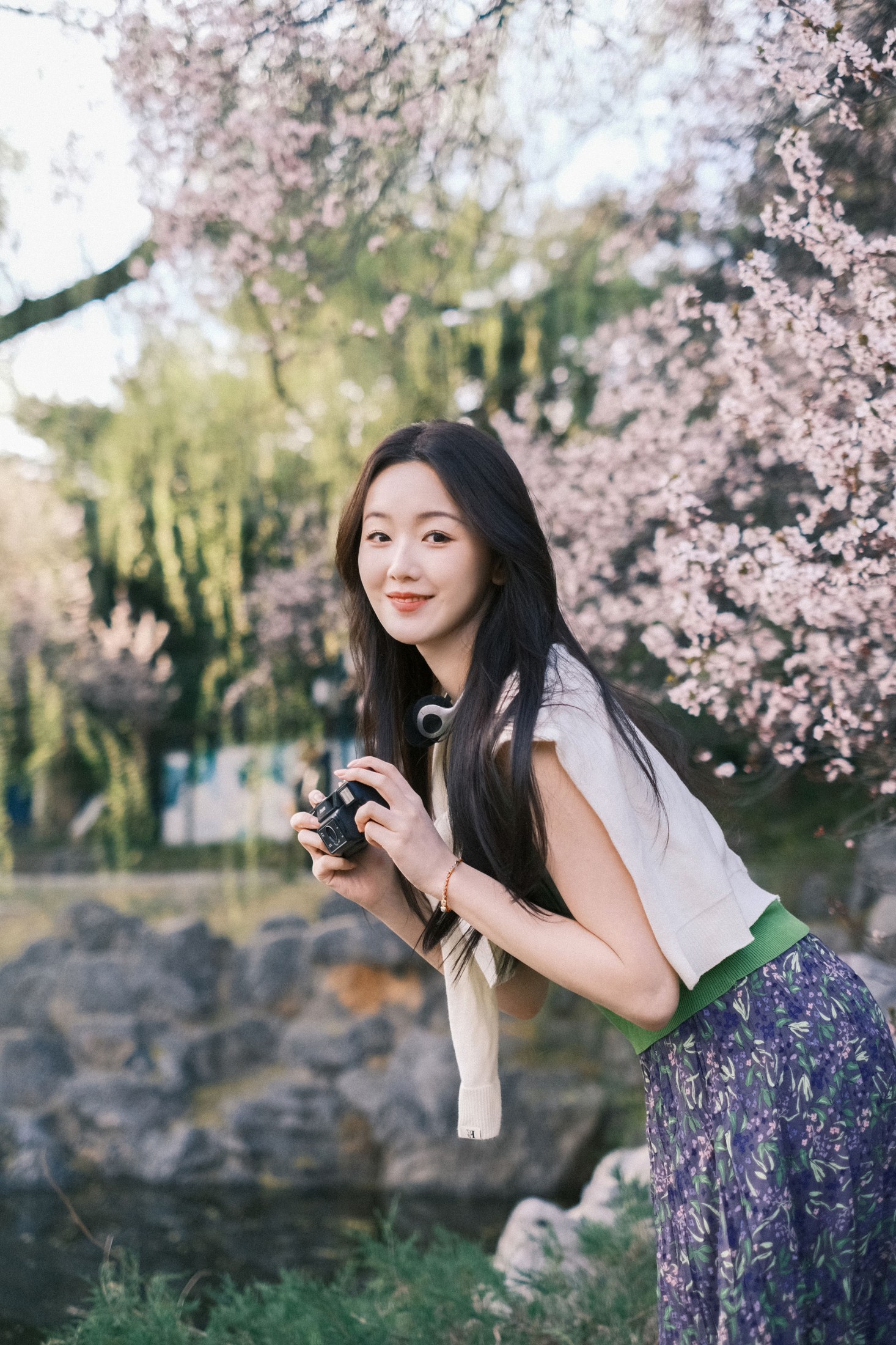 娄馨月Moon – 《请你参与我的春天》[20P]