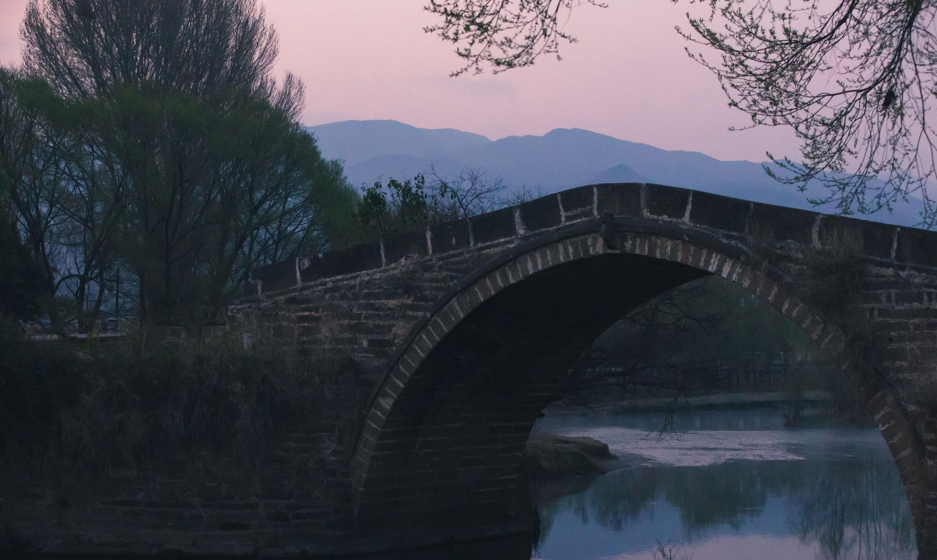 晚江亭 – 《香雾》[42P]