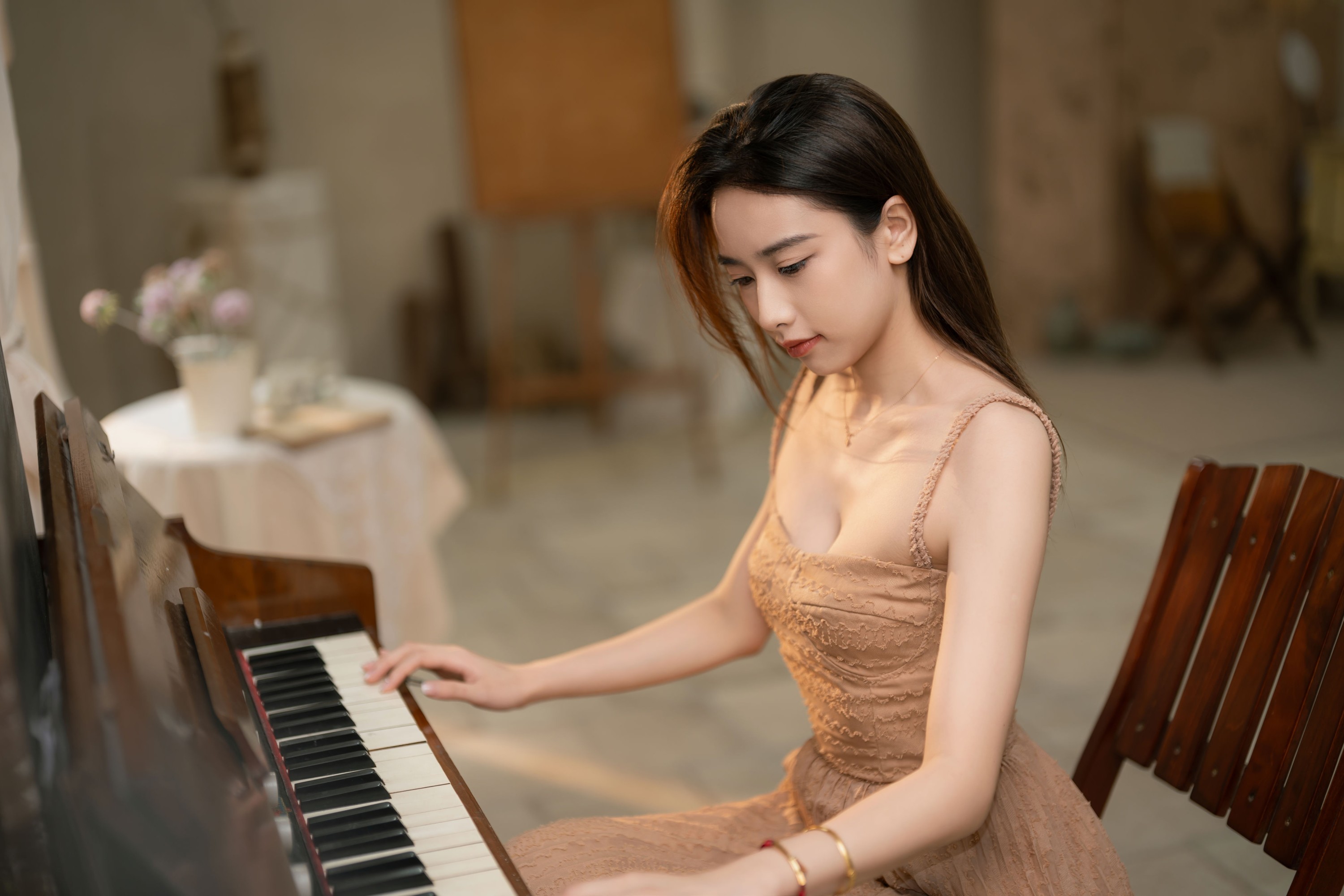 楠楠 – 《琴键的那束光》[30P]