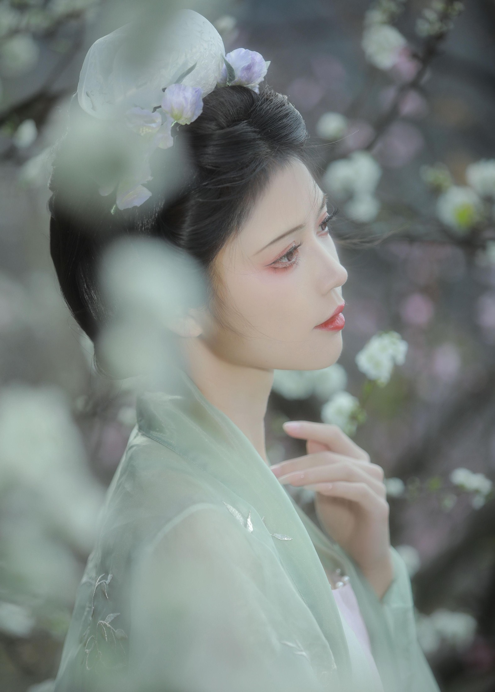 吾岁岁 – 《春山如黛草如烟》[22P]