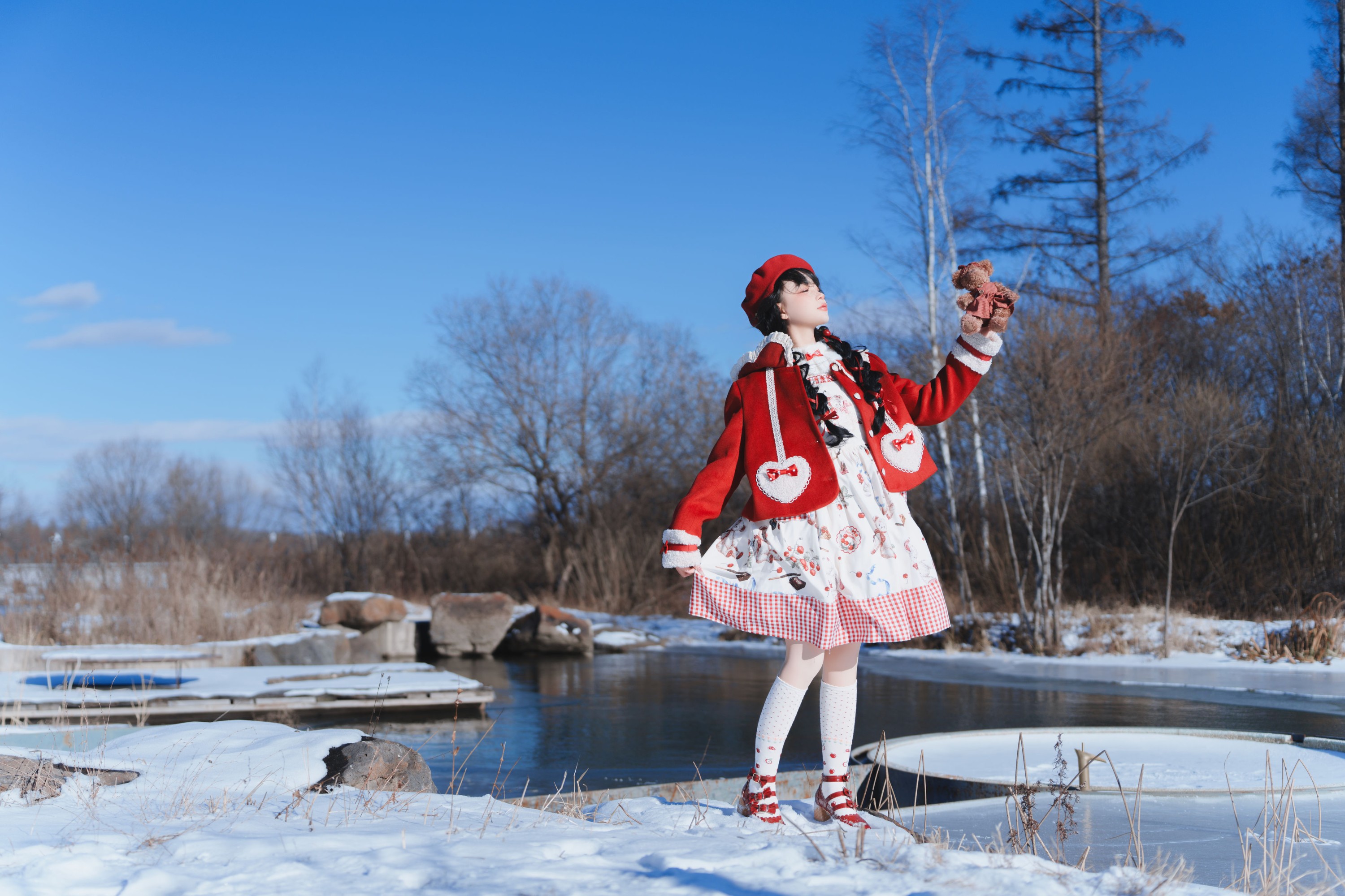 Disexi思宁 – 《雪地里的小红帽》[39P]