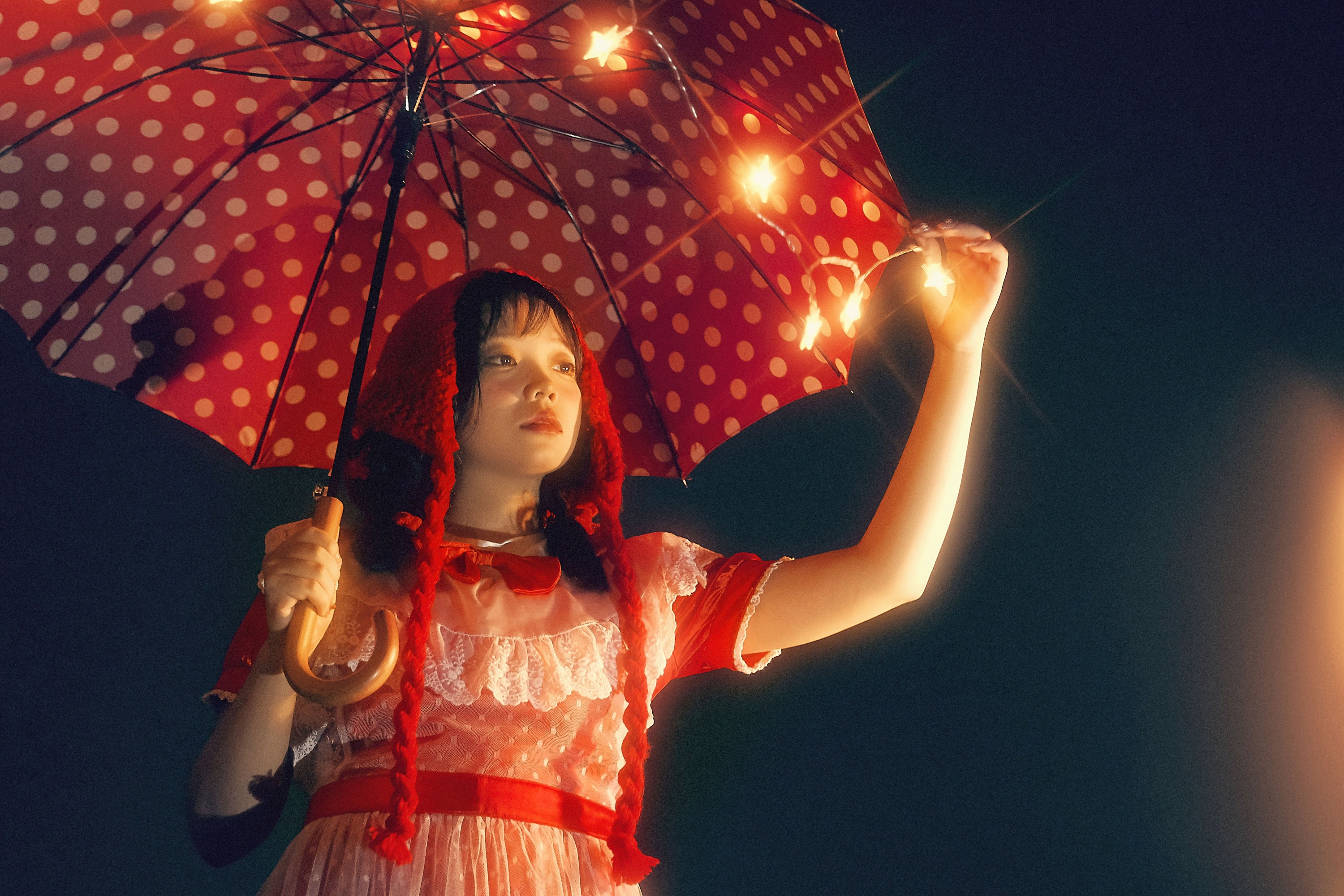 贝贝bu睡觉 – 《圣诞颂歌》[16P]