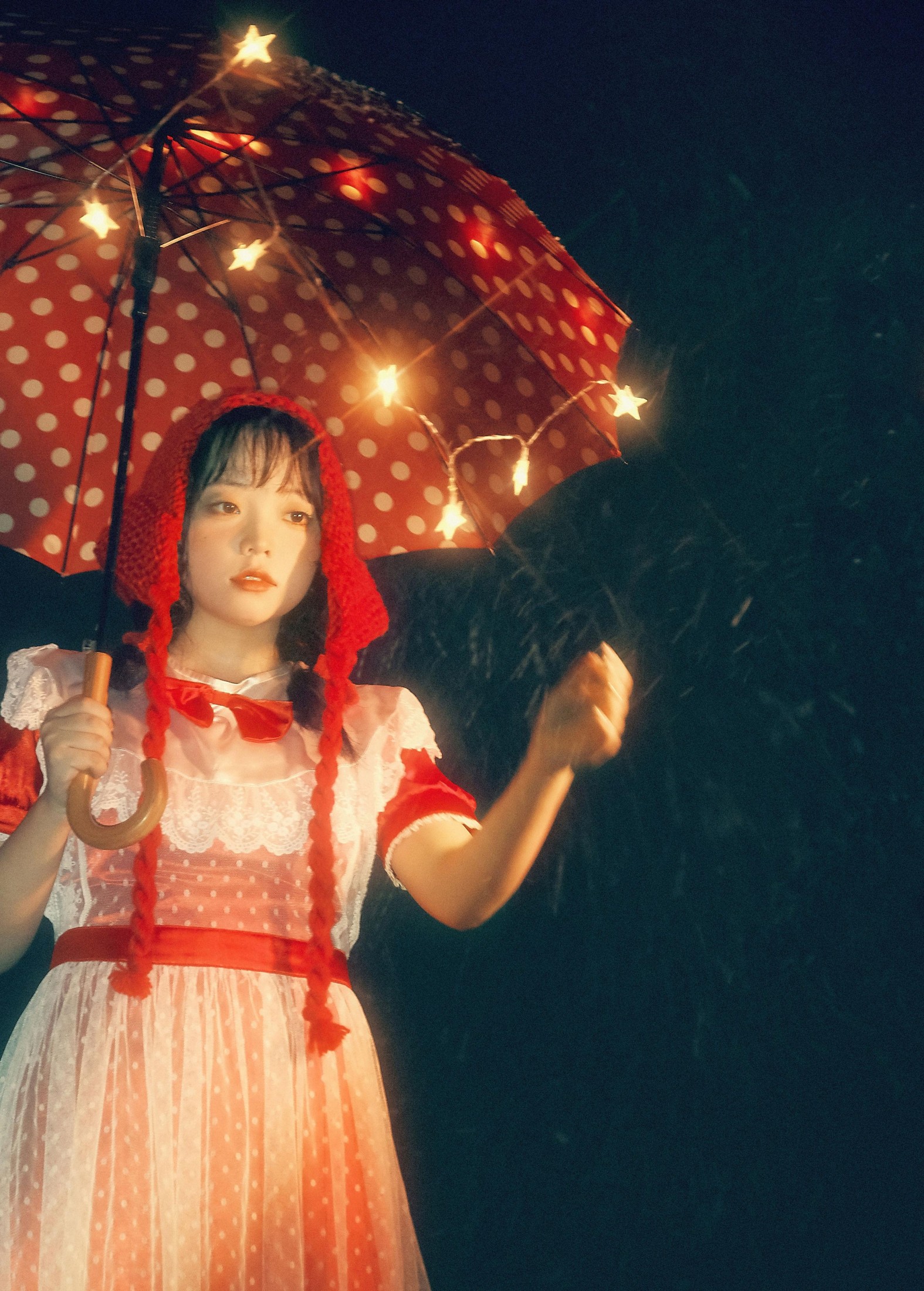 贝贝bu睡觉 – 《圣诞颂歌》[16P]