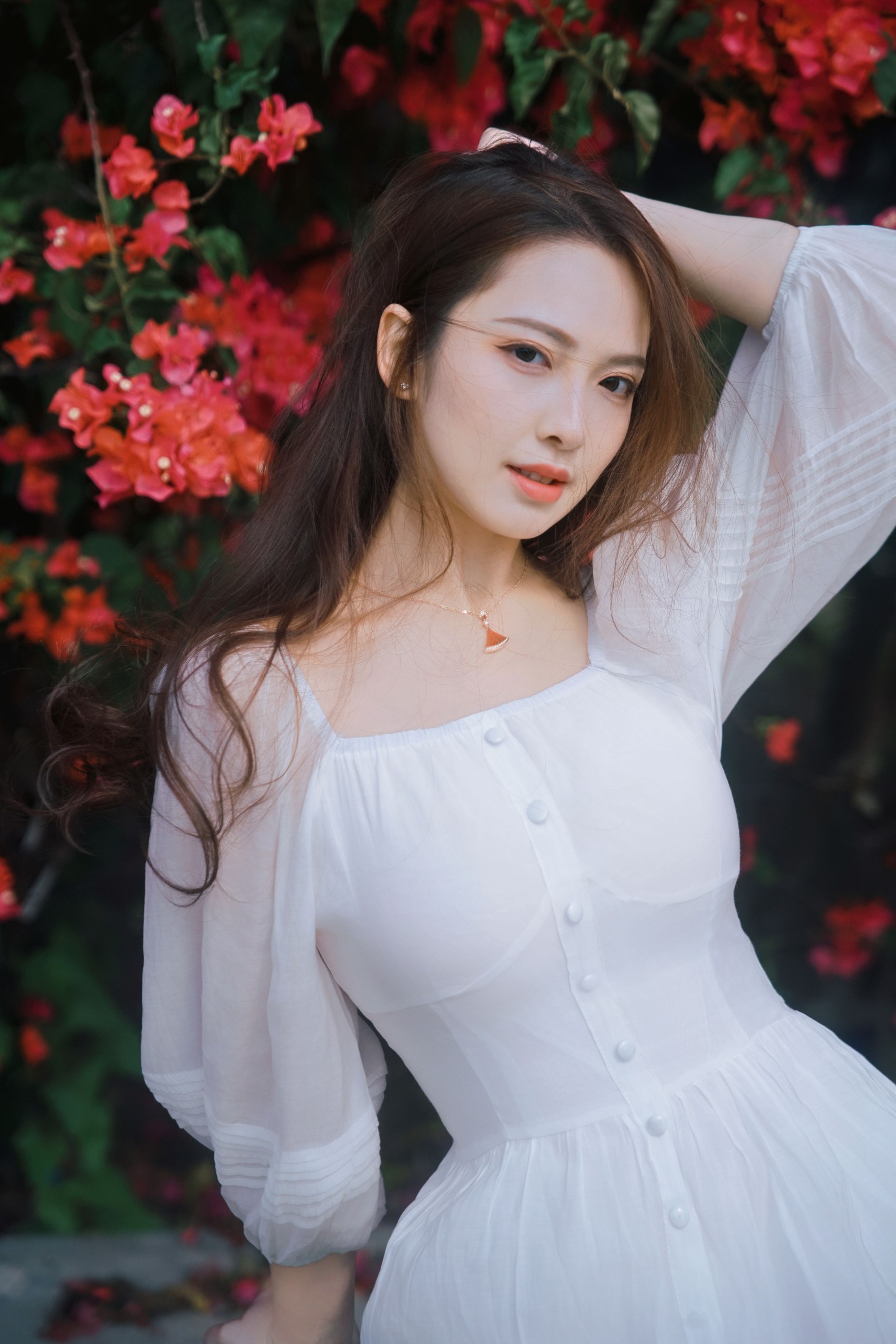 颖儿YY – 《三角梅瀑，藏住少女温柔》[46P]