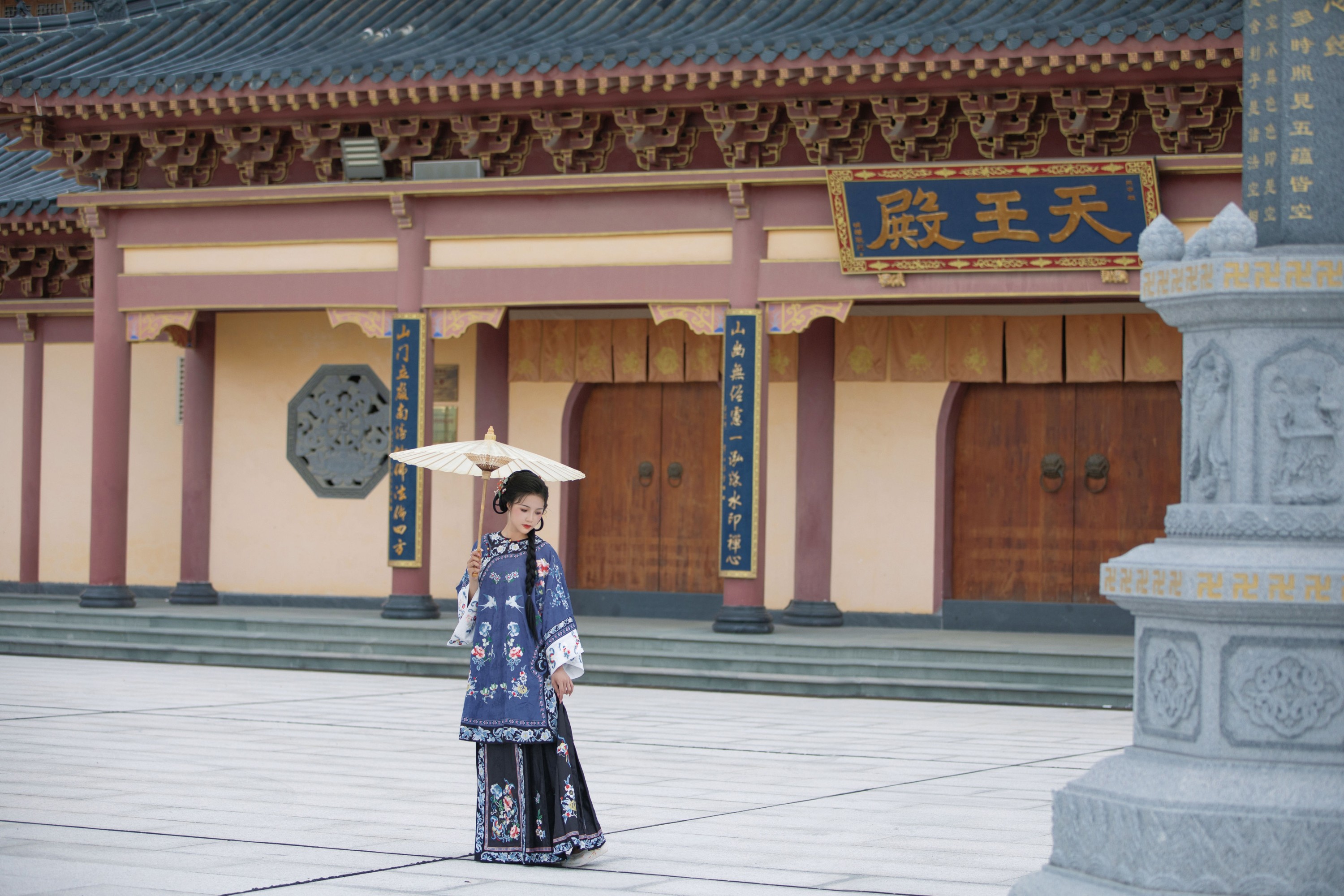 欣欣 – 《清冷几千春》[37P] 插图3