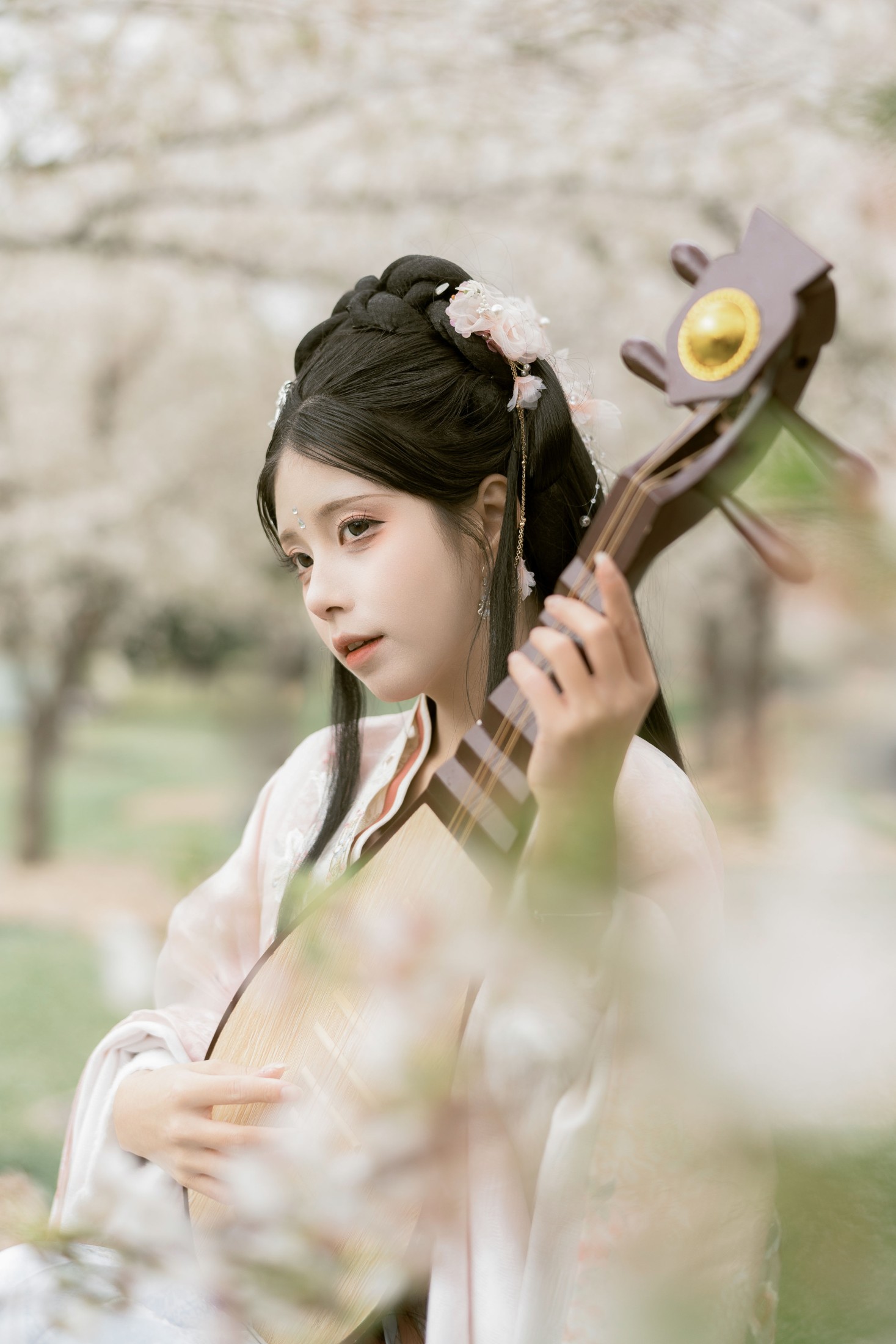 顾言一 – 《樱花林 琵琶情》[32P]