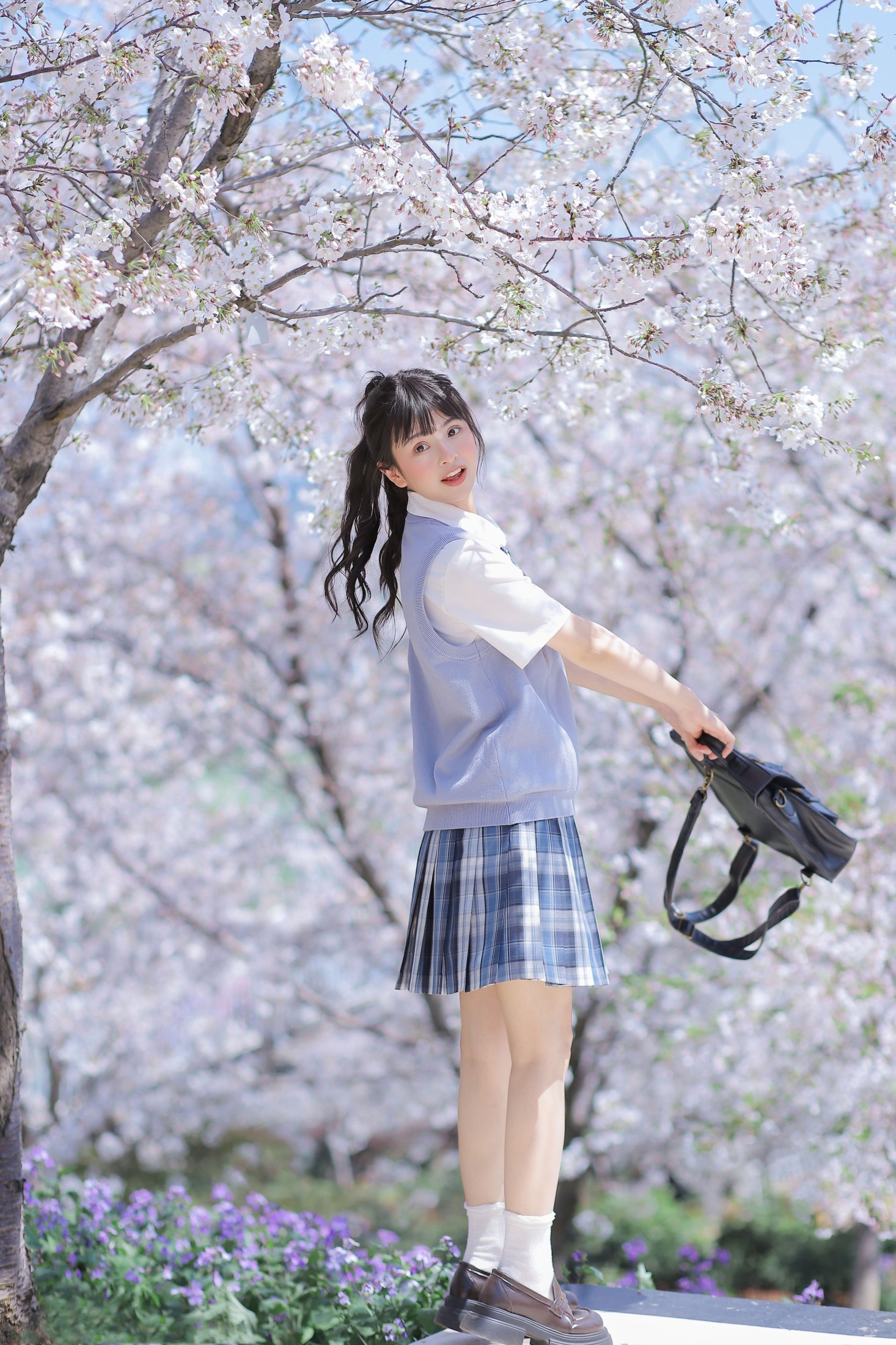 捉到一只苏苏 – 《花信物语》[17P]