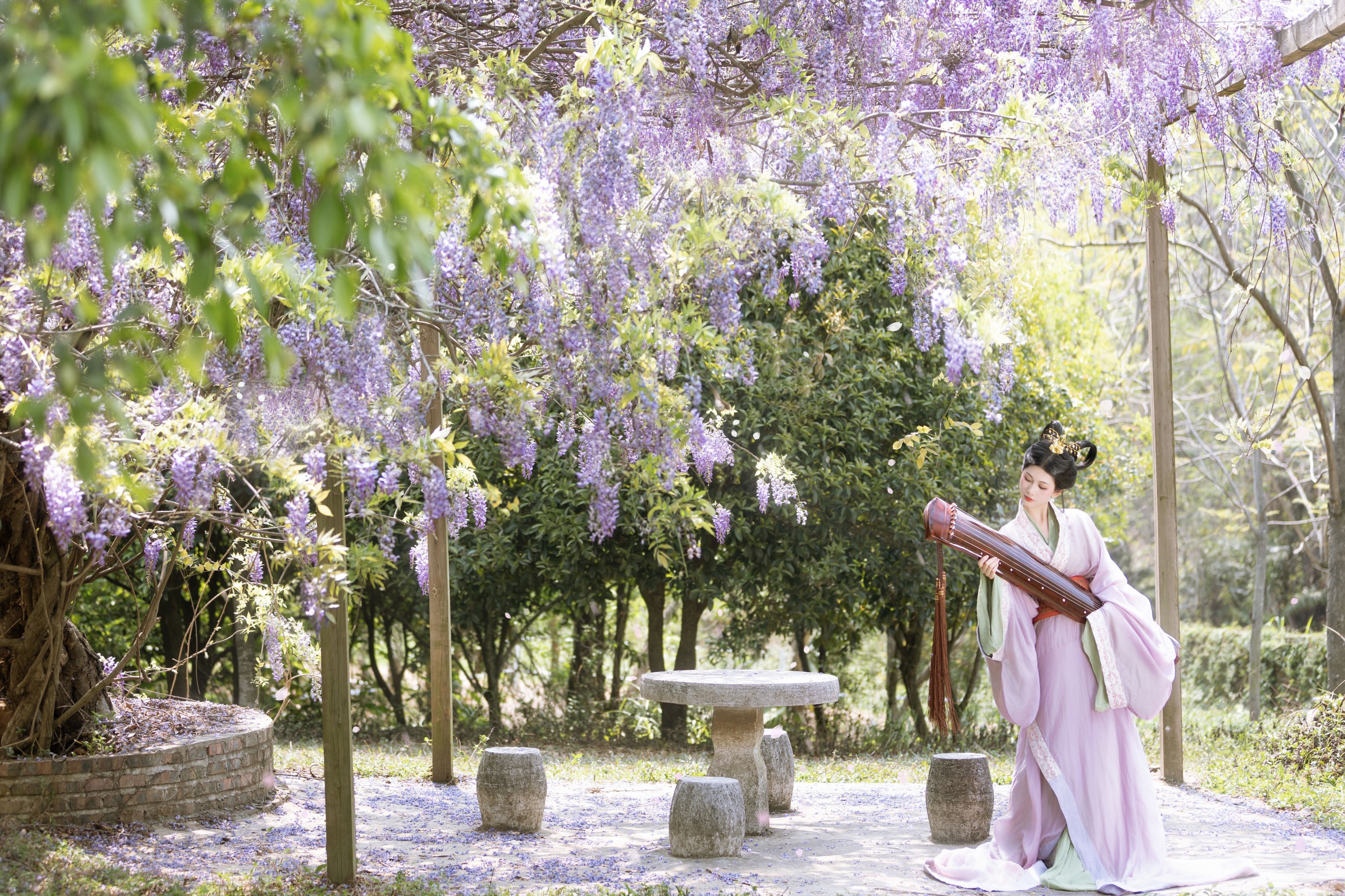 小y今天也很开心 – 《藤下小记》[26P]