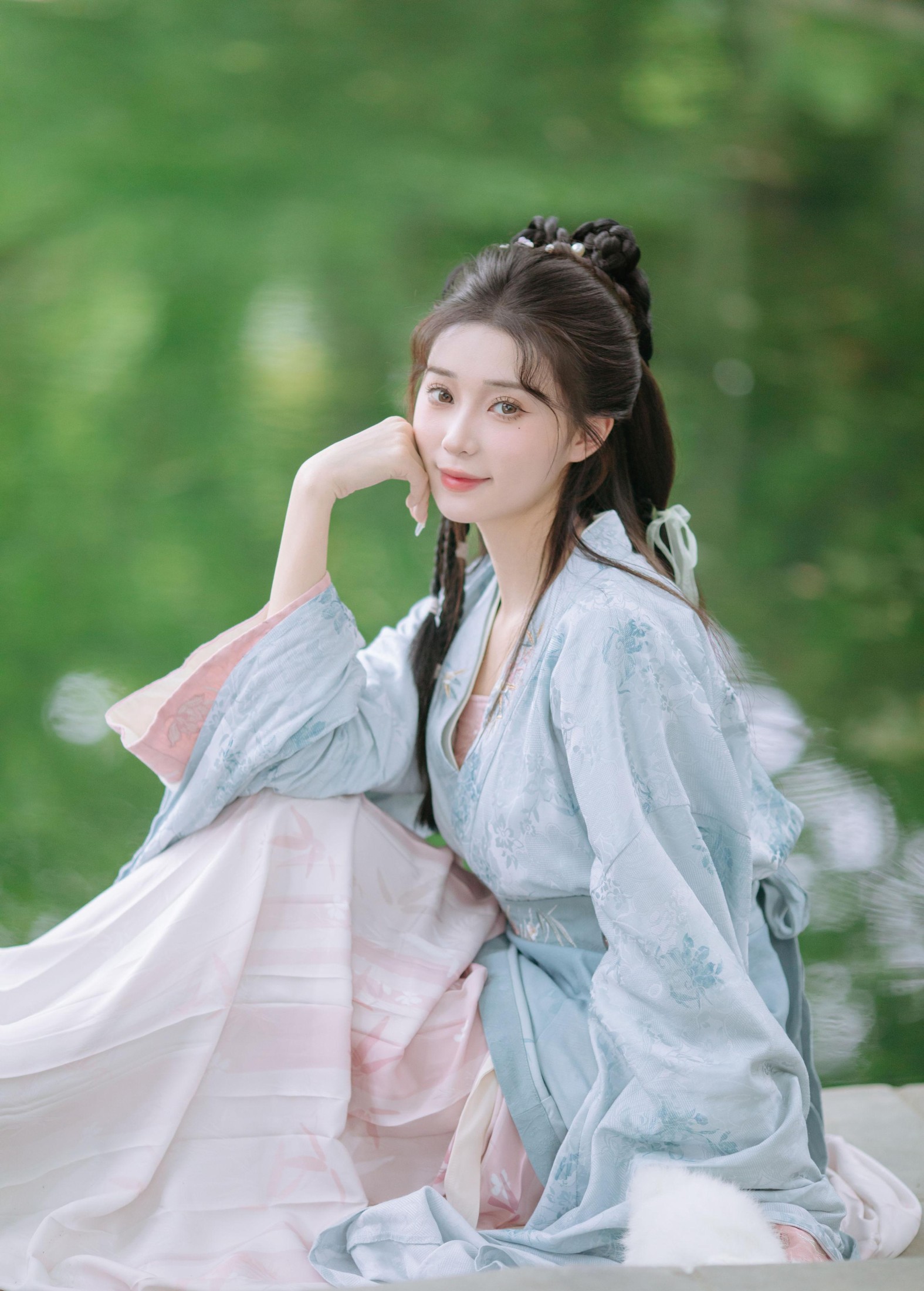 褚鸢鸢 – 《国风少女》[18P]