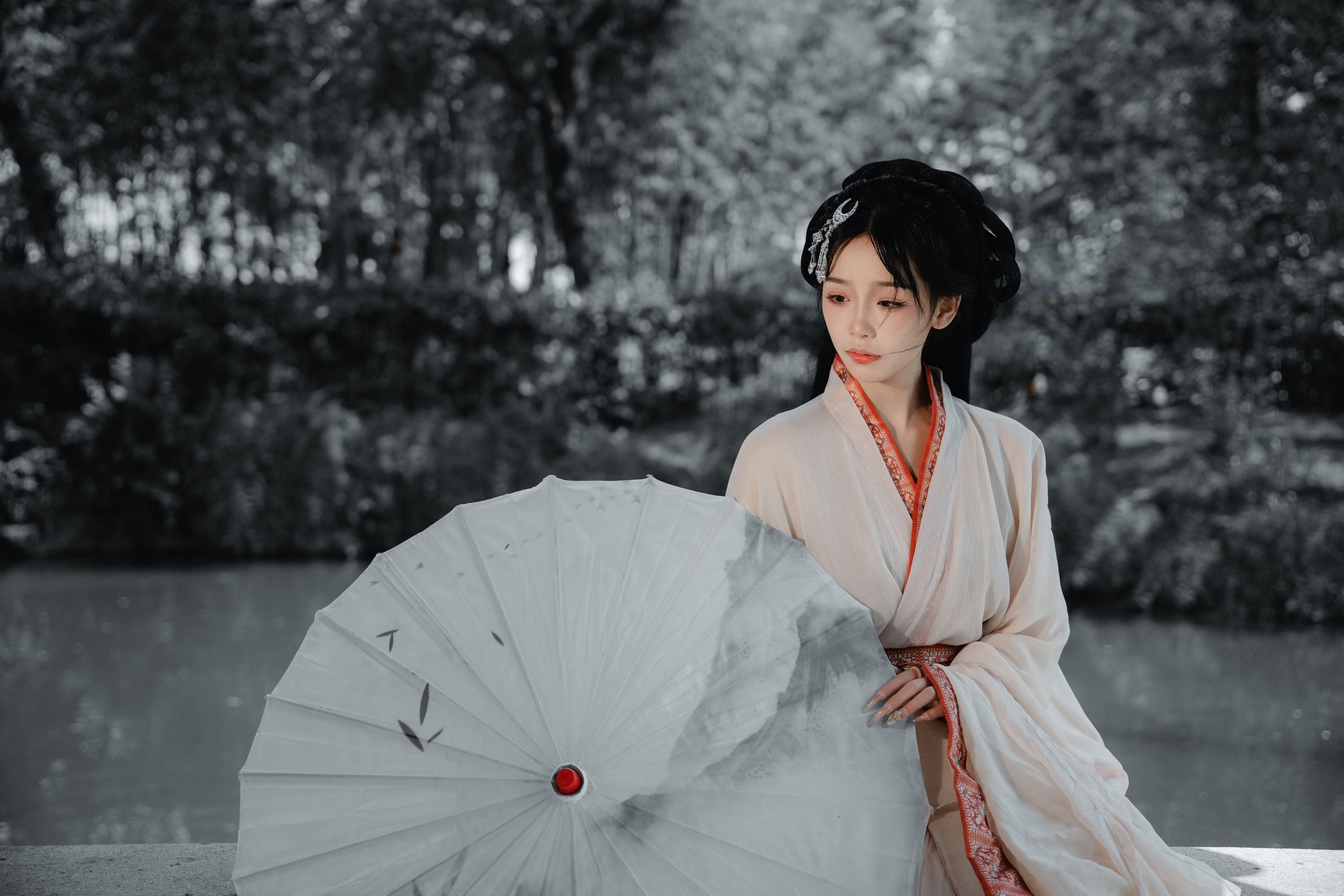 小熊 – 《千年的风-战国袍》[37P]