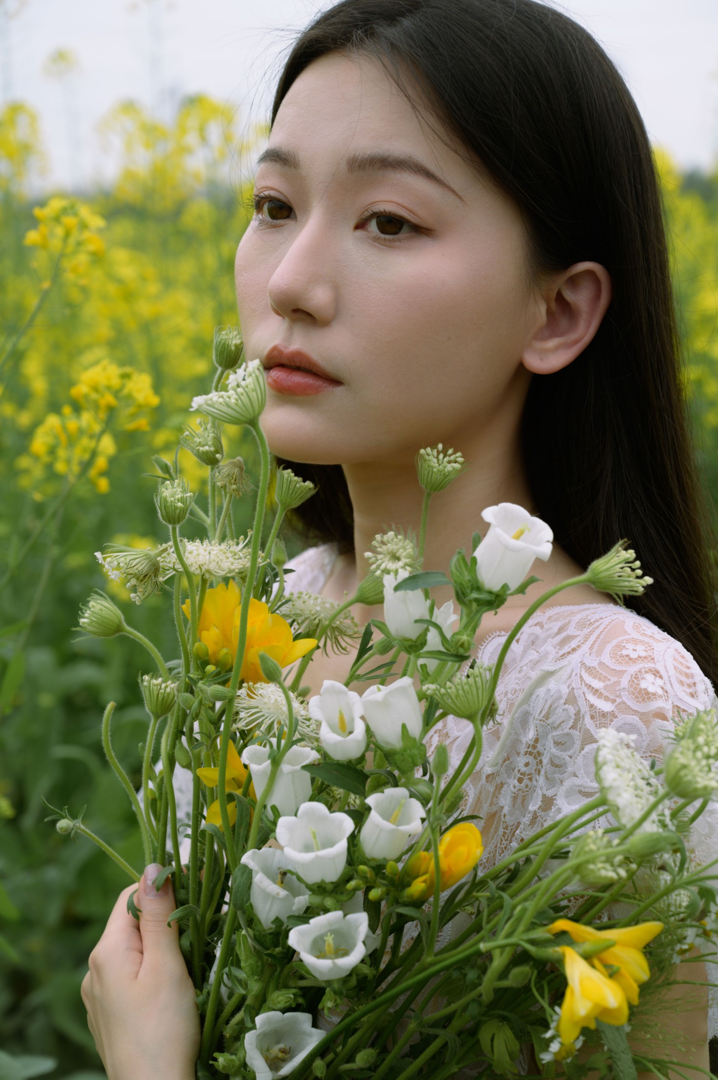 小月 – 《阴天与油菜花》[35P]