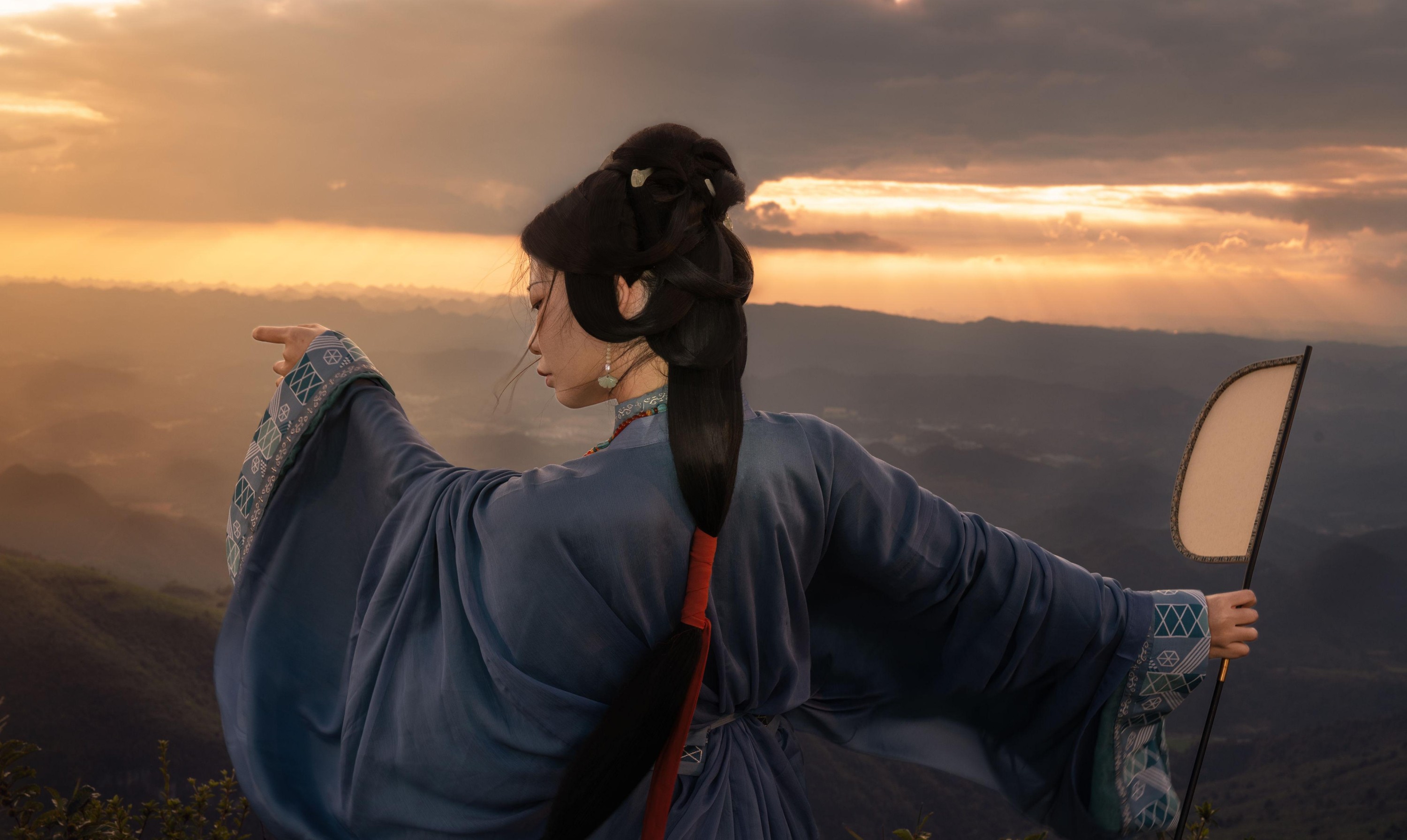 青夙(sù)不摆烂 – 《踏山河》[13P]