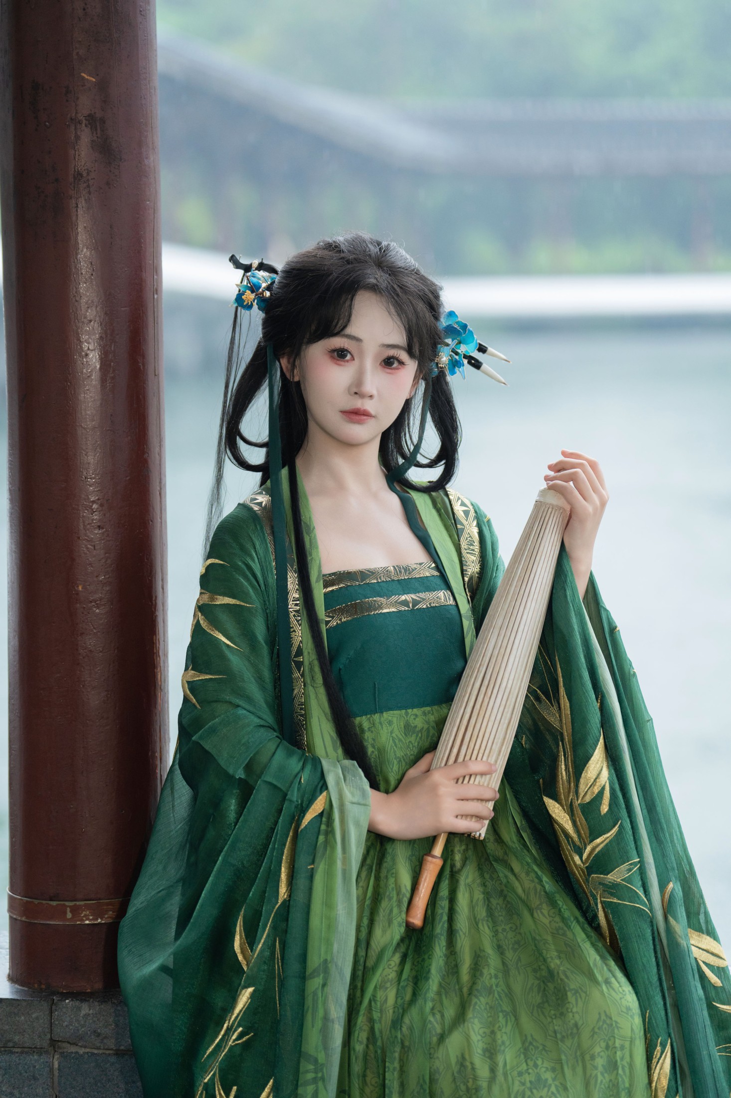 湫一只岁岁 – 《清冷》[32P]