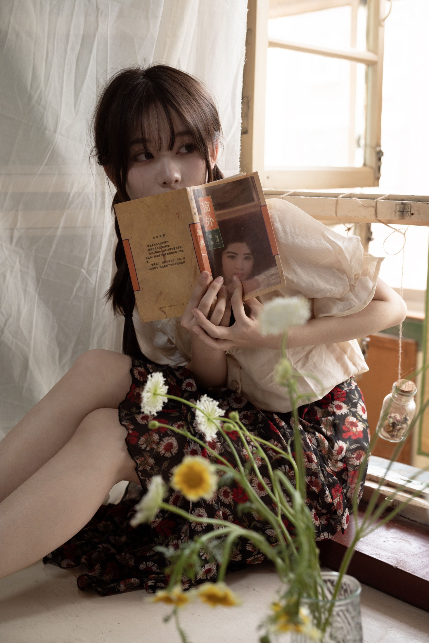 741 – 《窗外的春》[13P]