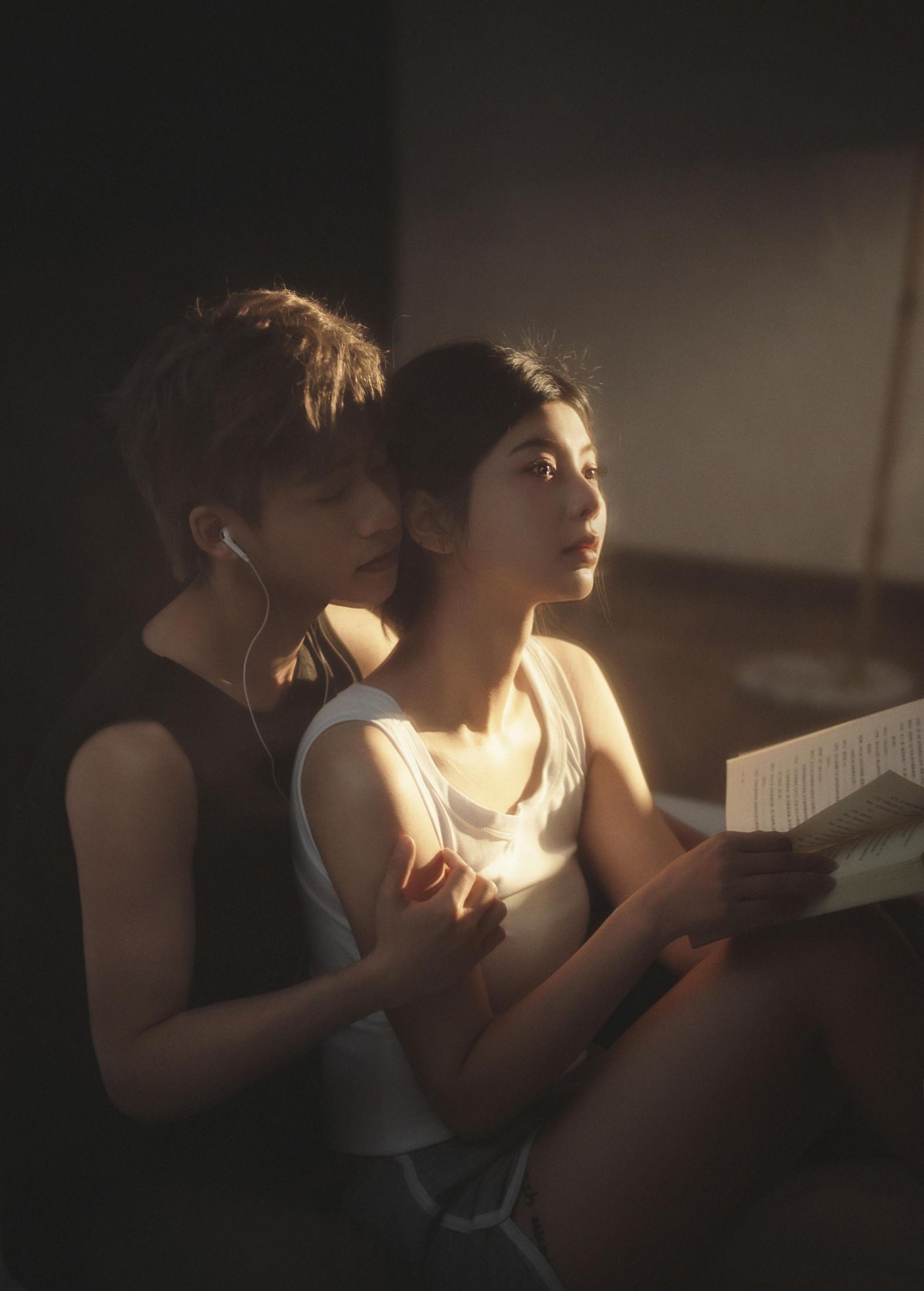 晴天+卡卡 – 《光记录了我们的故事》[14P]