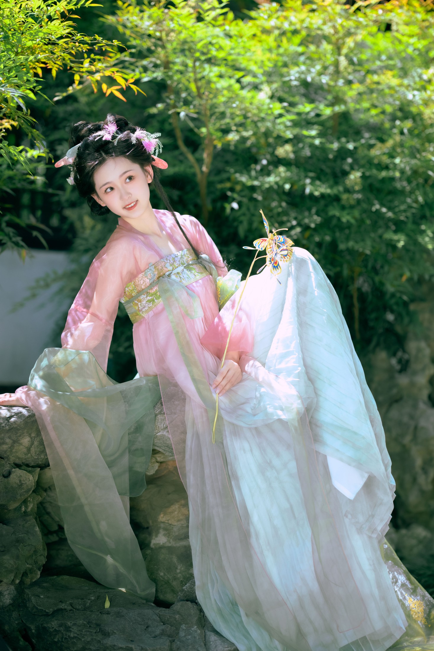 甜心芽芽 – 《初夏游园记》[29P]