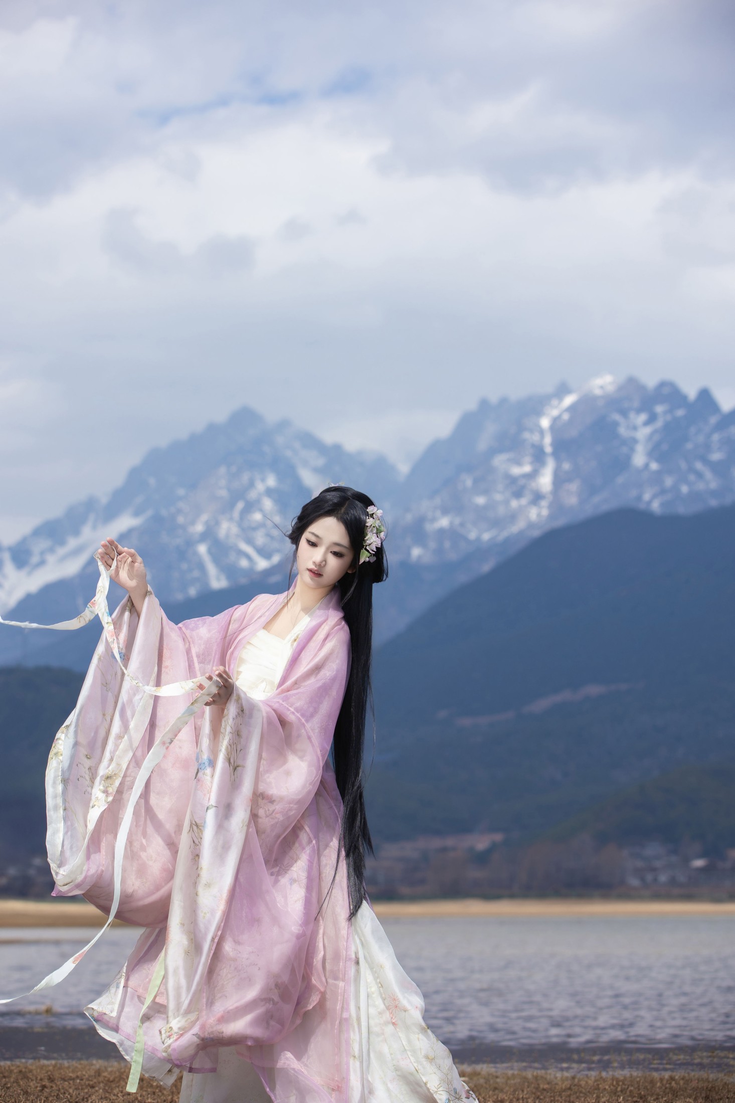 晚江亭 – 《眉间雪》[33P]