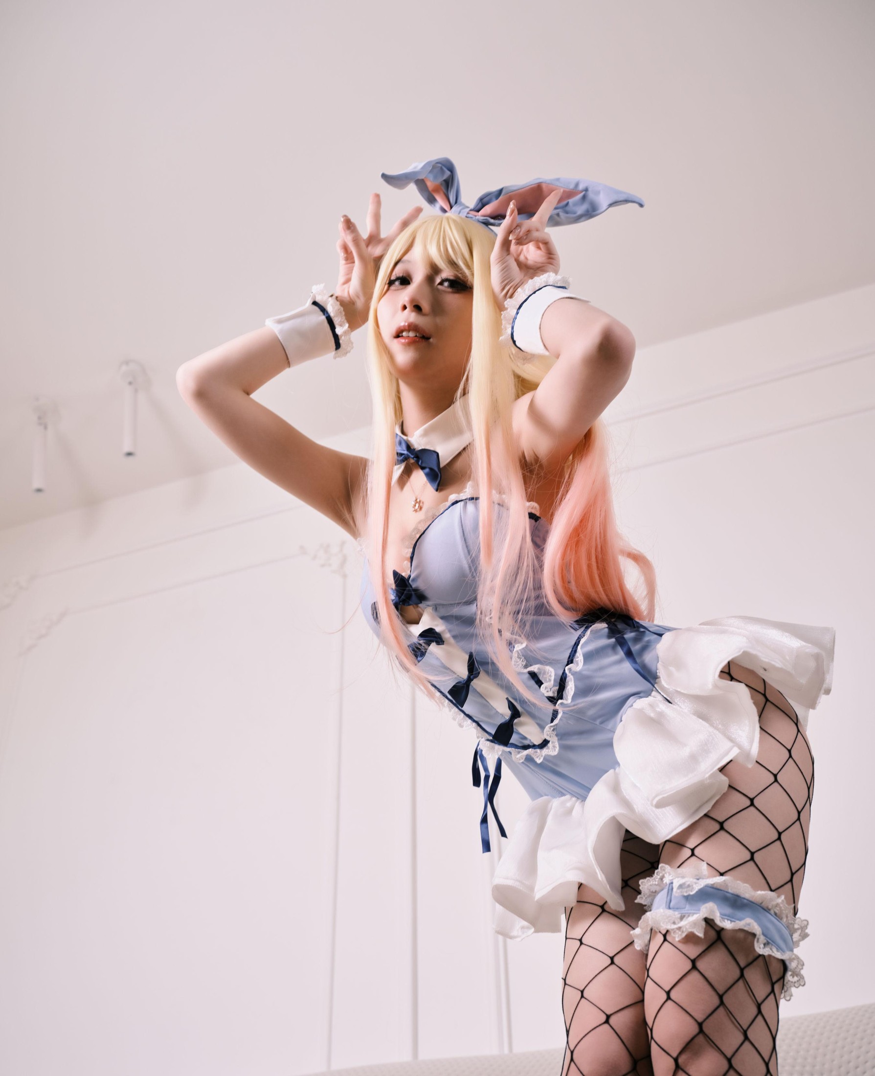 琴玖久 – 《宅家做梦的喜多川海梦》[22P]