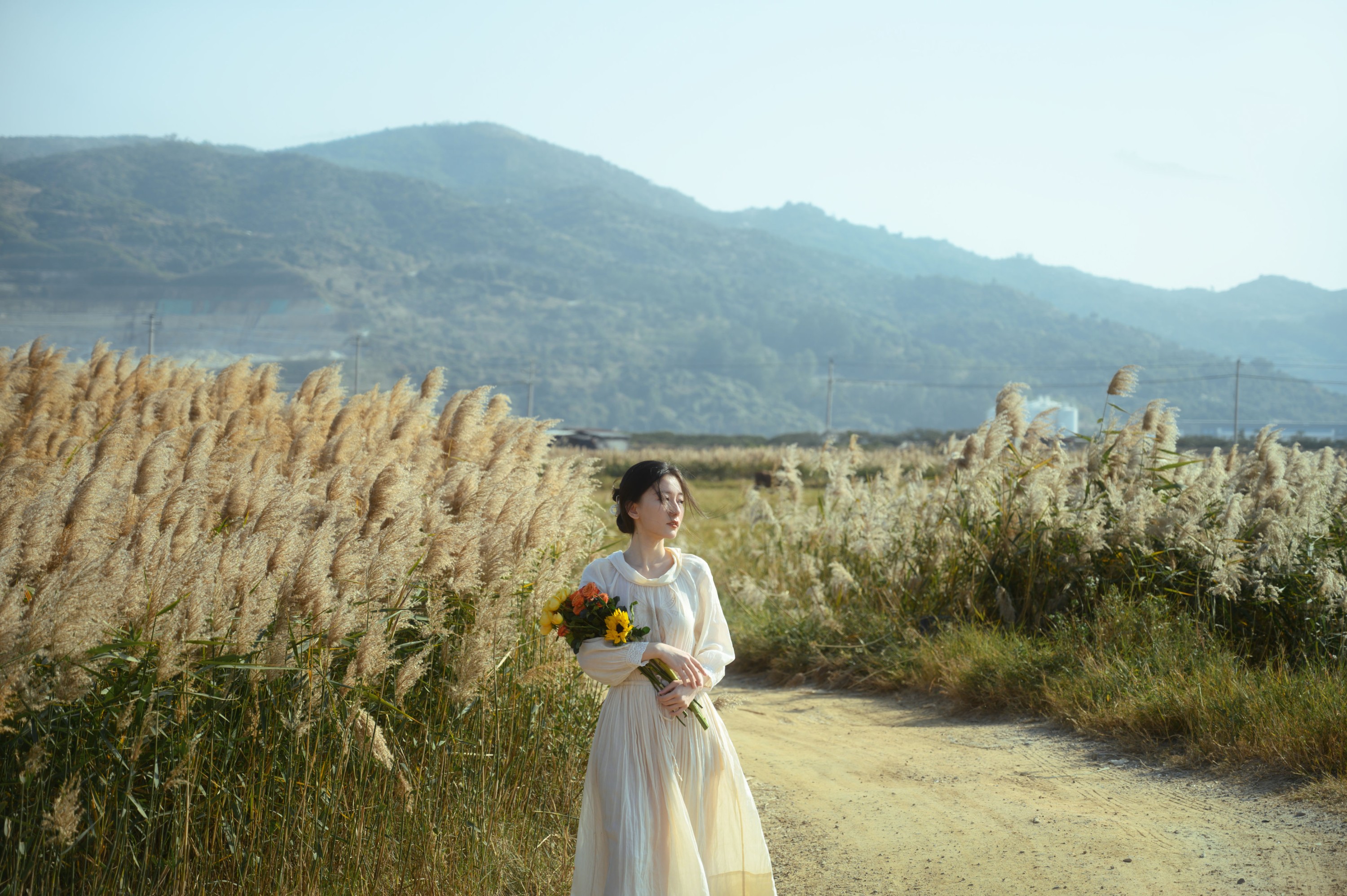 小月 – 《你是自由的风》[22P]