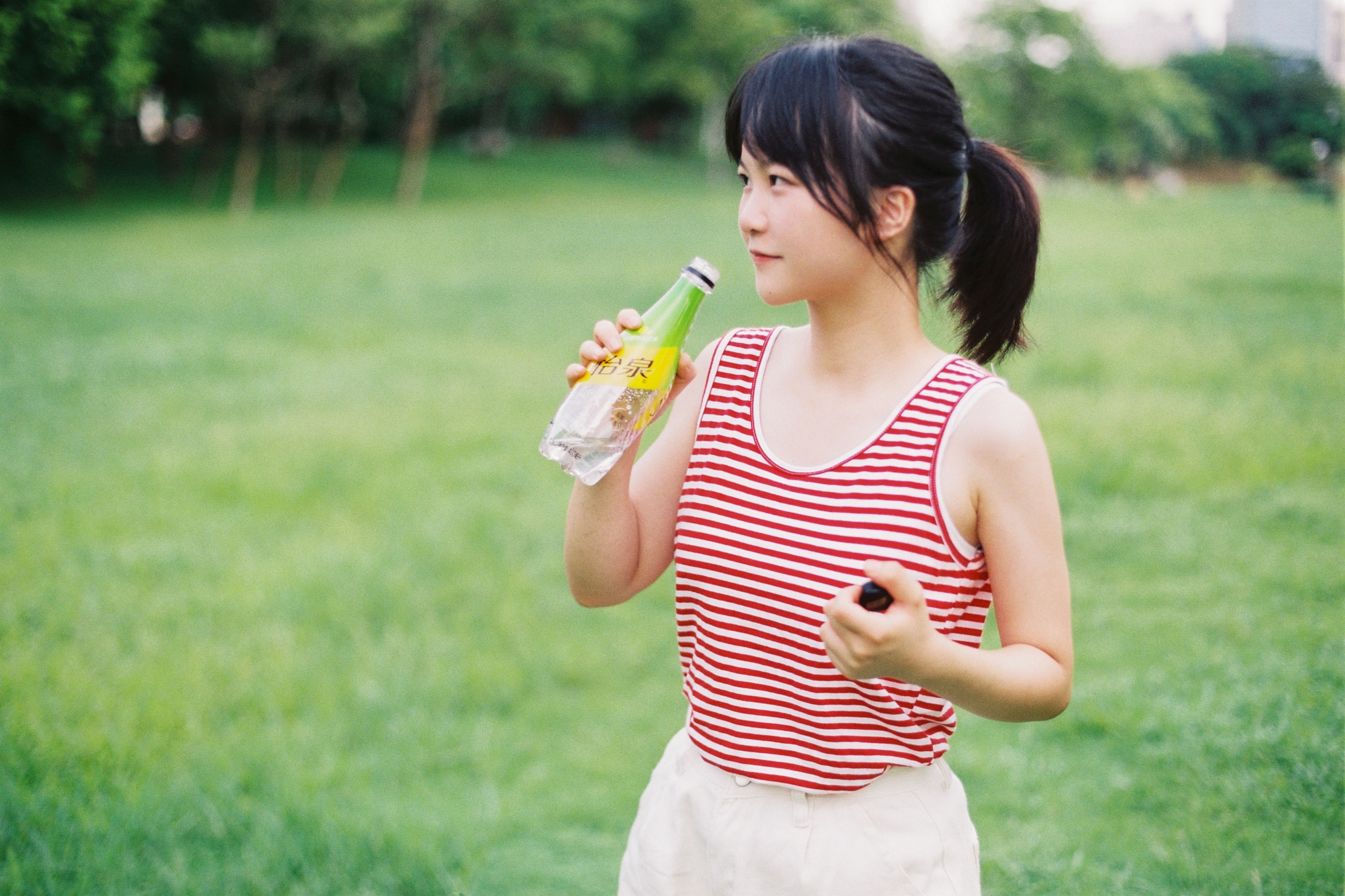 四月岛雯 – 《阴天又怎样》[30P]