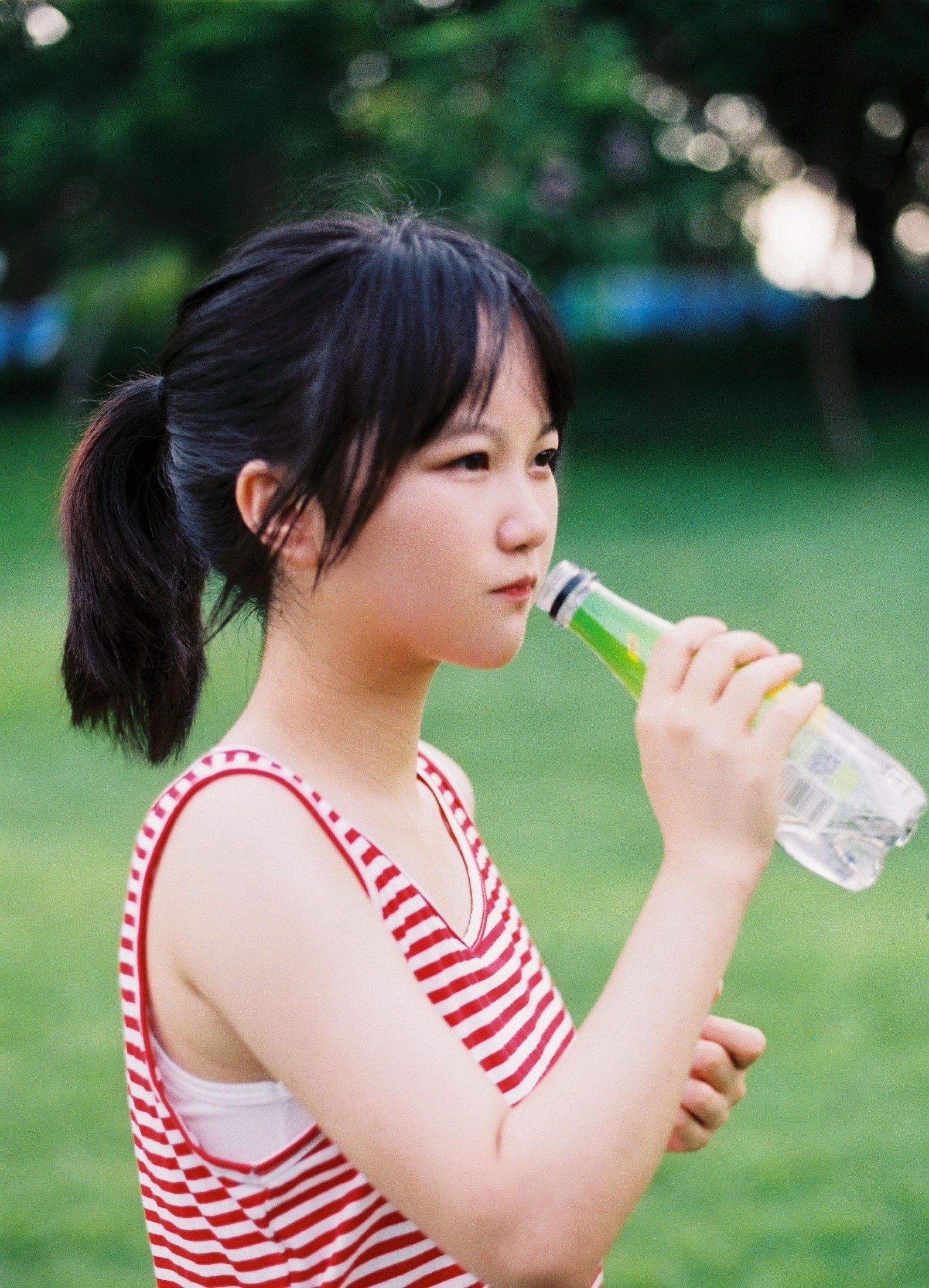 四月岛雯 – 《阴天又怎样》[30P]