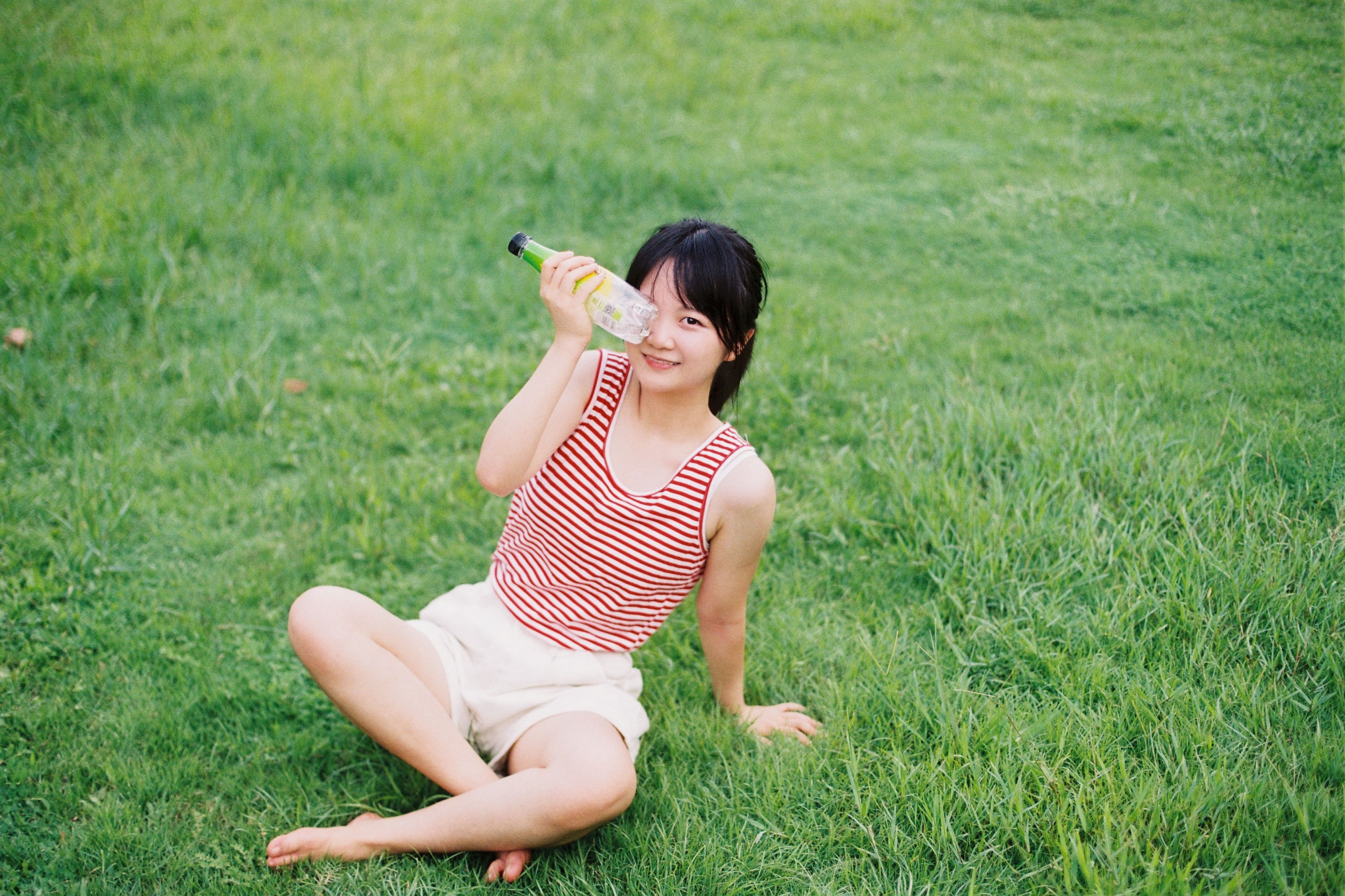 四月岛雯 – 《阴天又怎样》[30P]