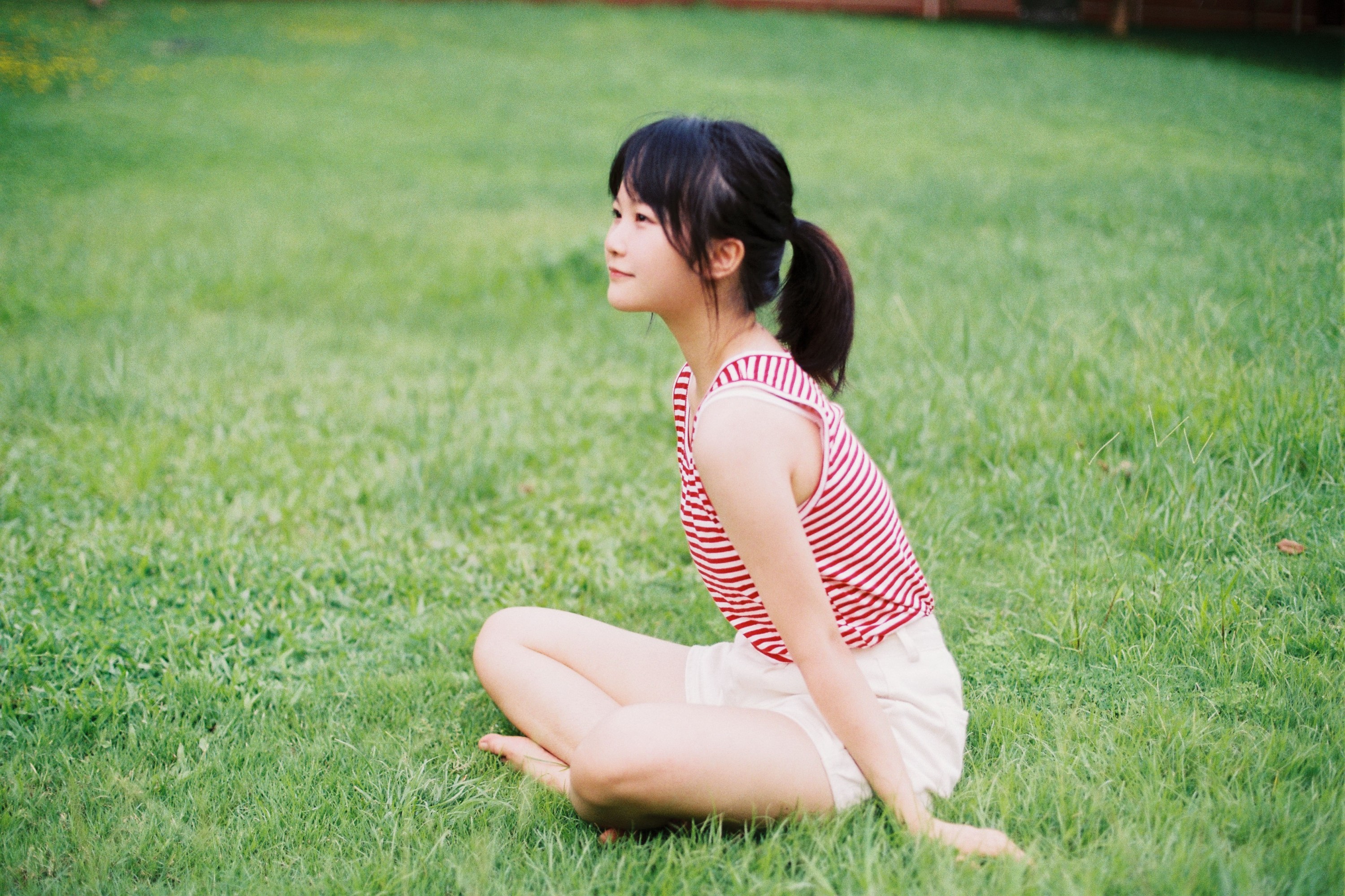 四月岛雯 – 《阴天又怎样》[30P]