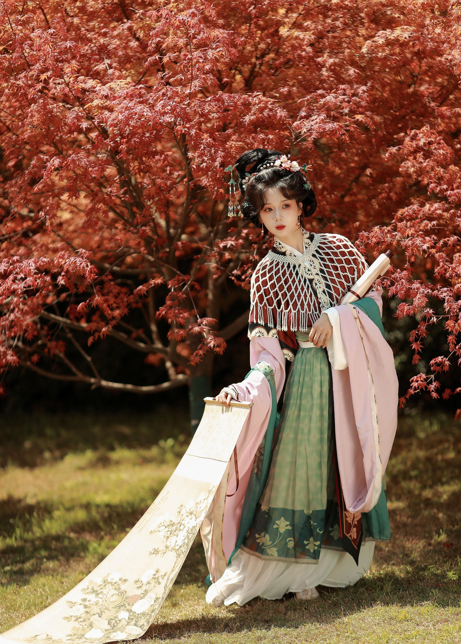 是三七呀 – 《枫叶仕女图》[15P] 插图2