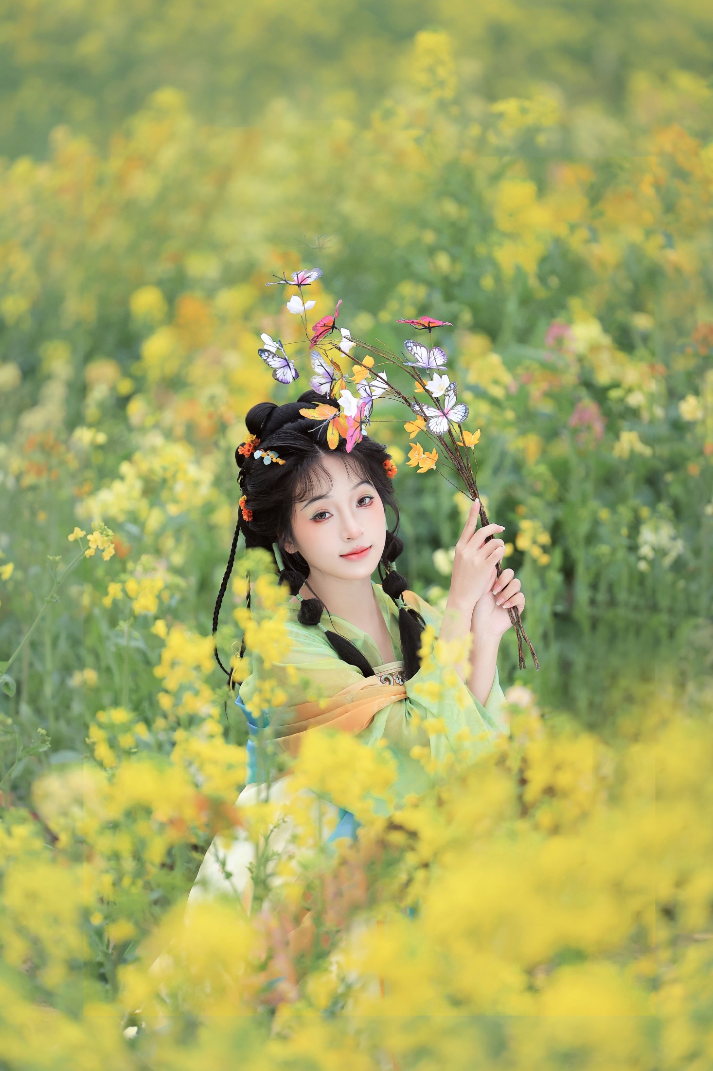 君尹兰 – 《春日之约》[18P]