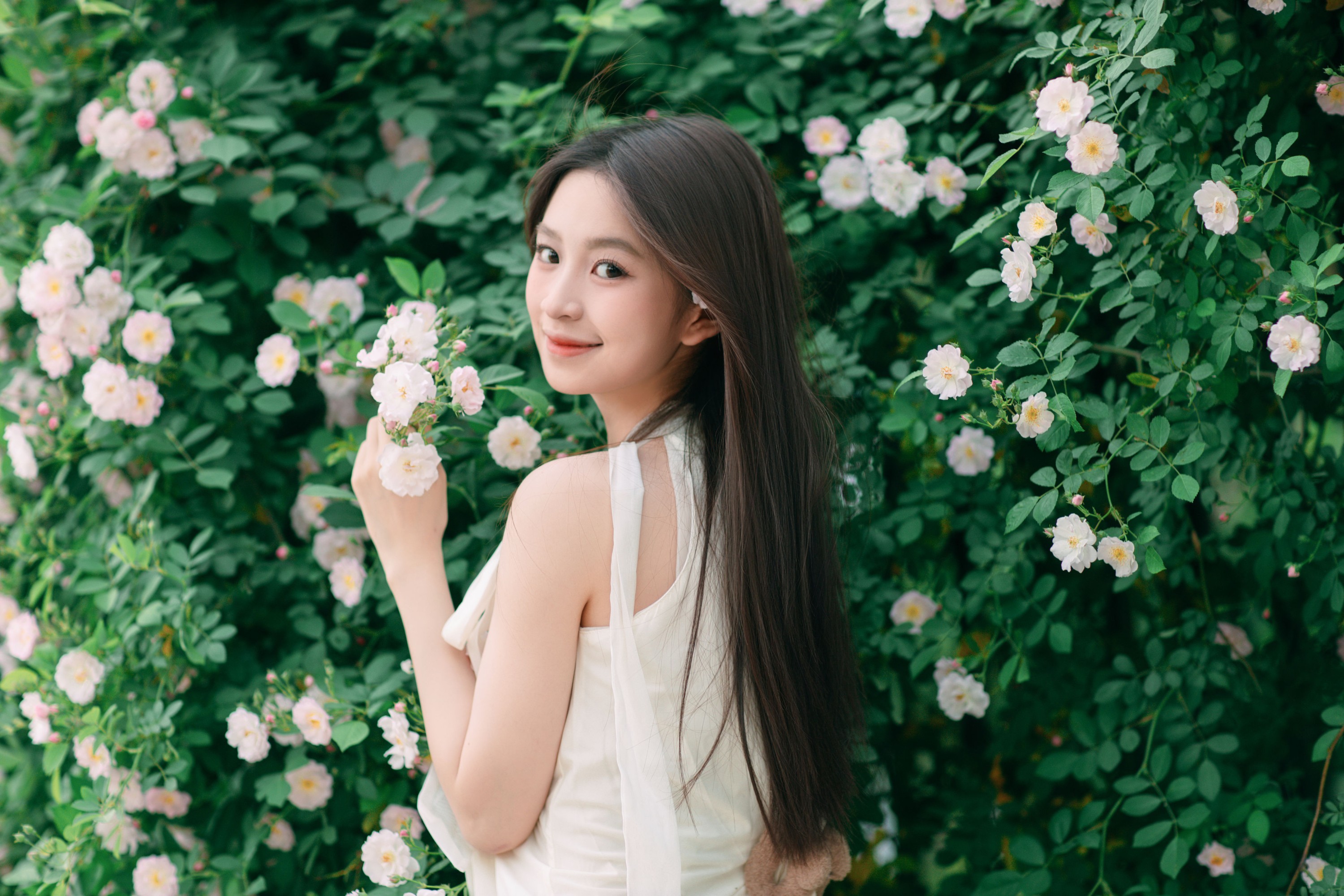 Minejoin – 《4月蔷薇花》[41P]