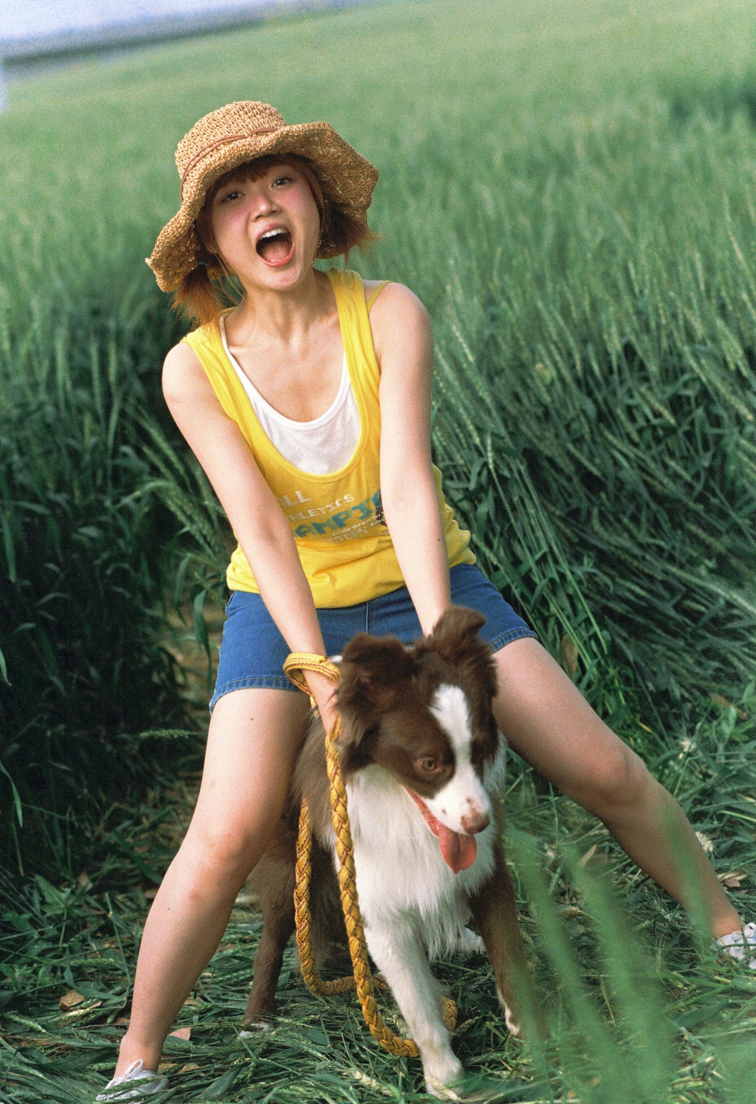 俊熙眼子 – 《麦田，少女，和狗》[17P]