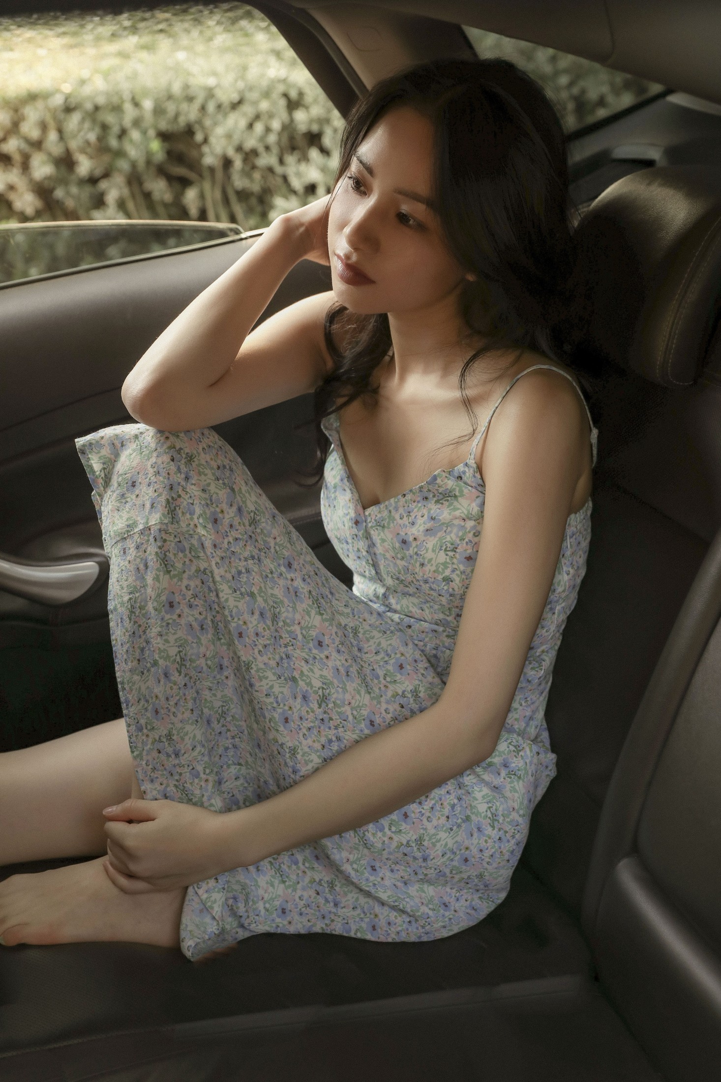 月月 – 《碎花裙的夏天》[17P]