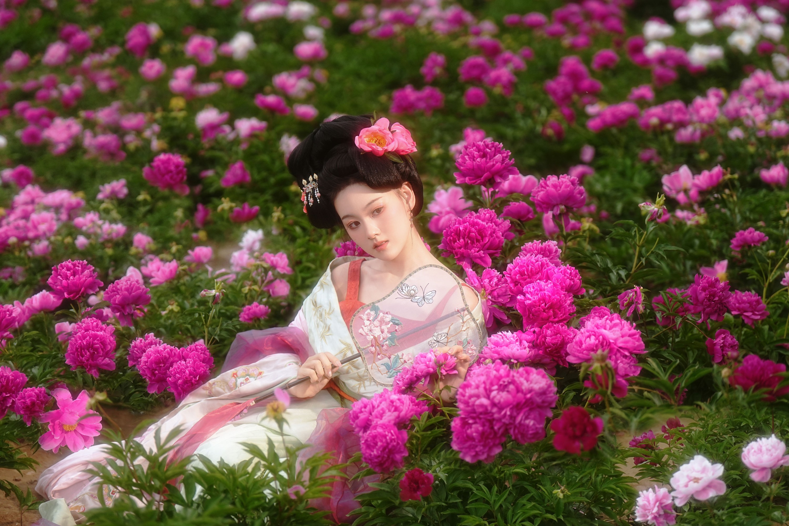 荔枝小耶 – 《芍药花海》[13P]