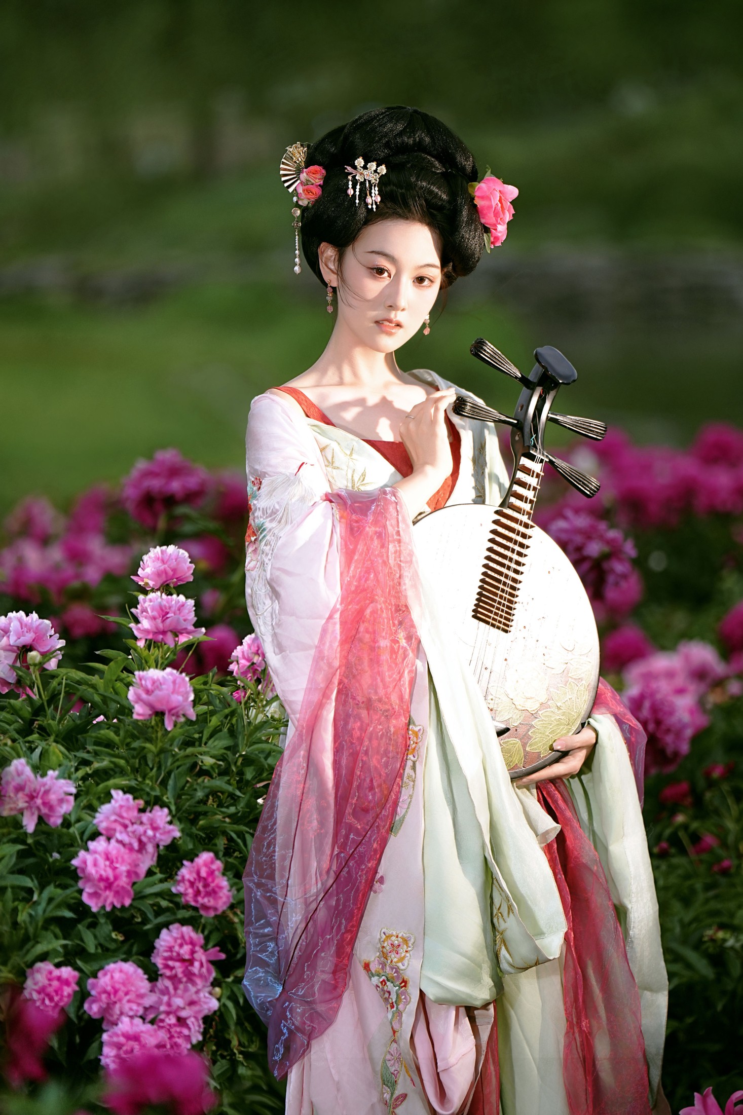 荔枝小耶 – 《芍药花海》[13P]