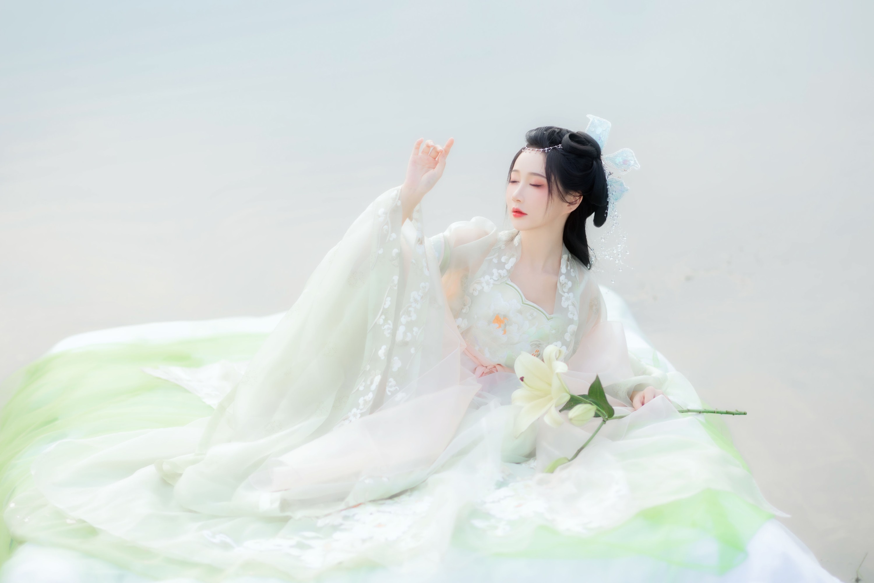 绮罗生的小苏苏 – 《绿梅》[29P]