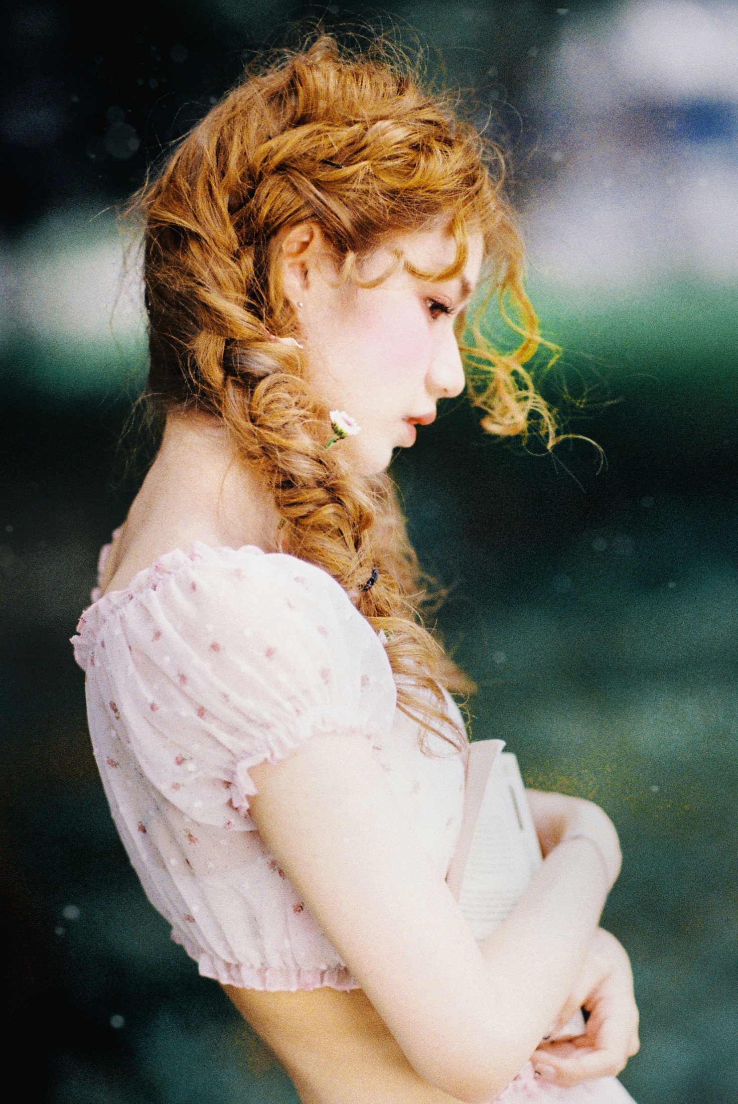 雨涵 – 《金发少女》[13P]