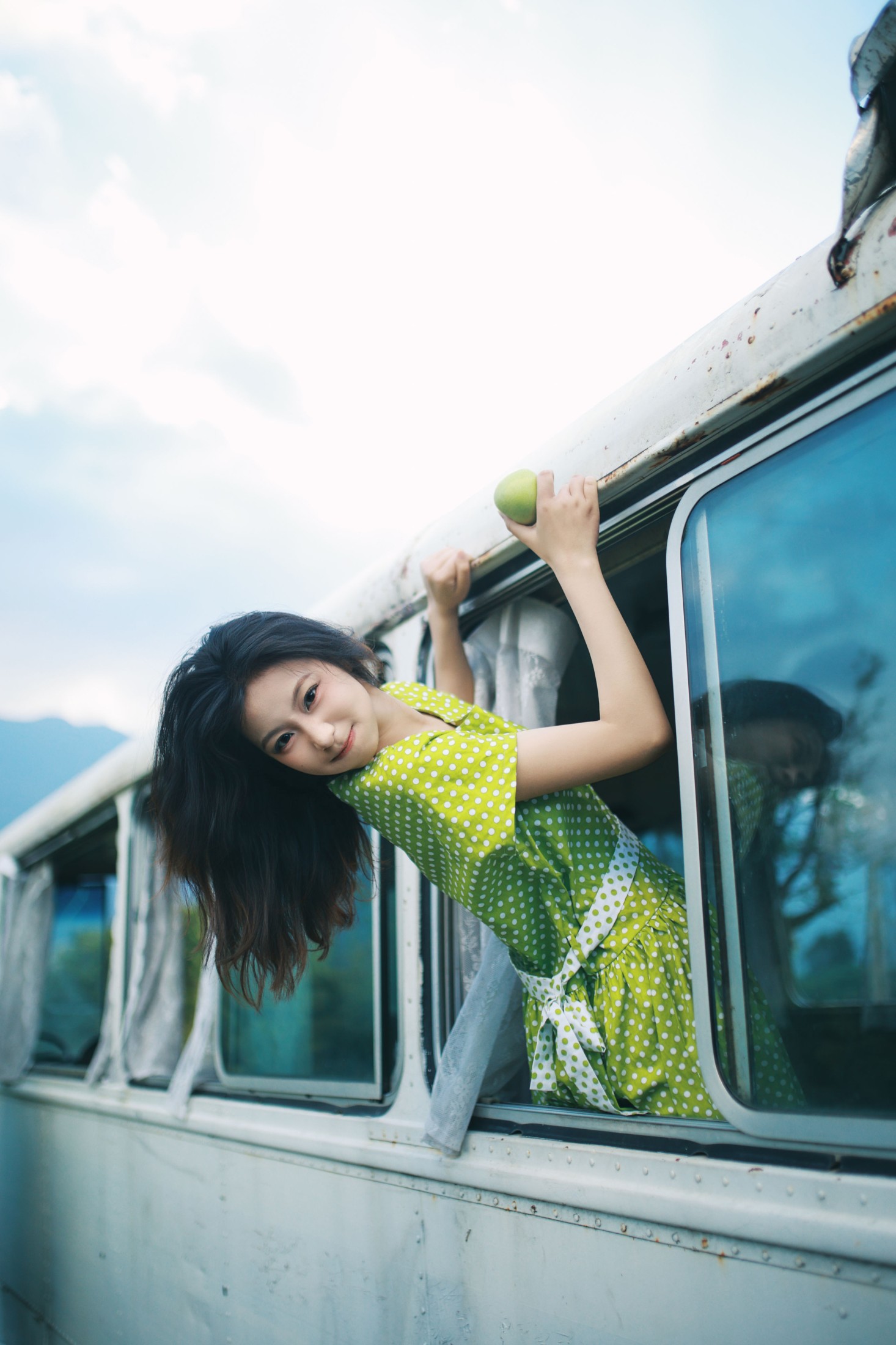 小u – 《青苹果写真》[30P]