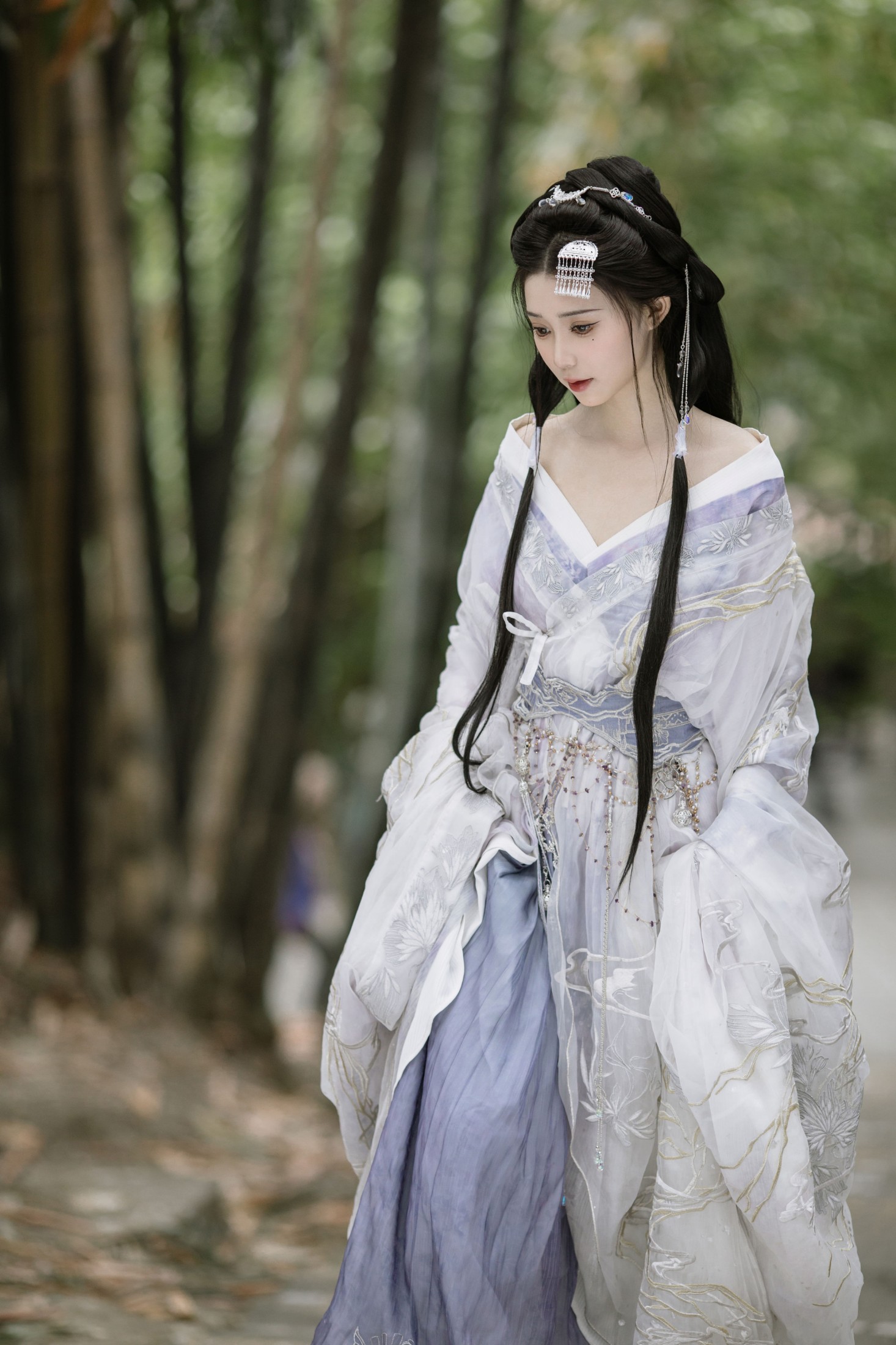 褚鸢鸢 – 《今天的风是杜鹃花香》[18P]