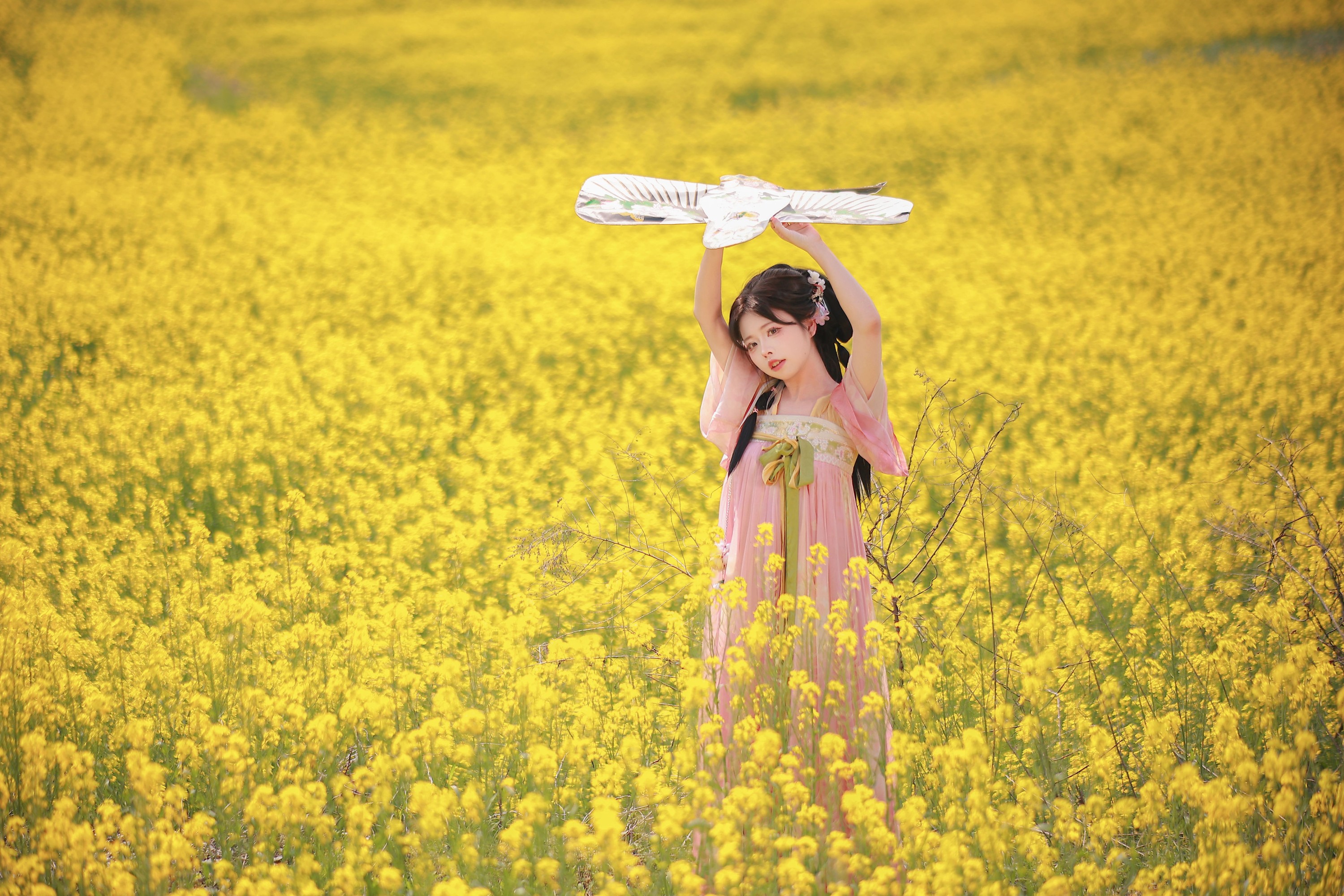 肥肥 – 《油菜花田》[21P]