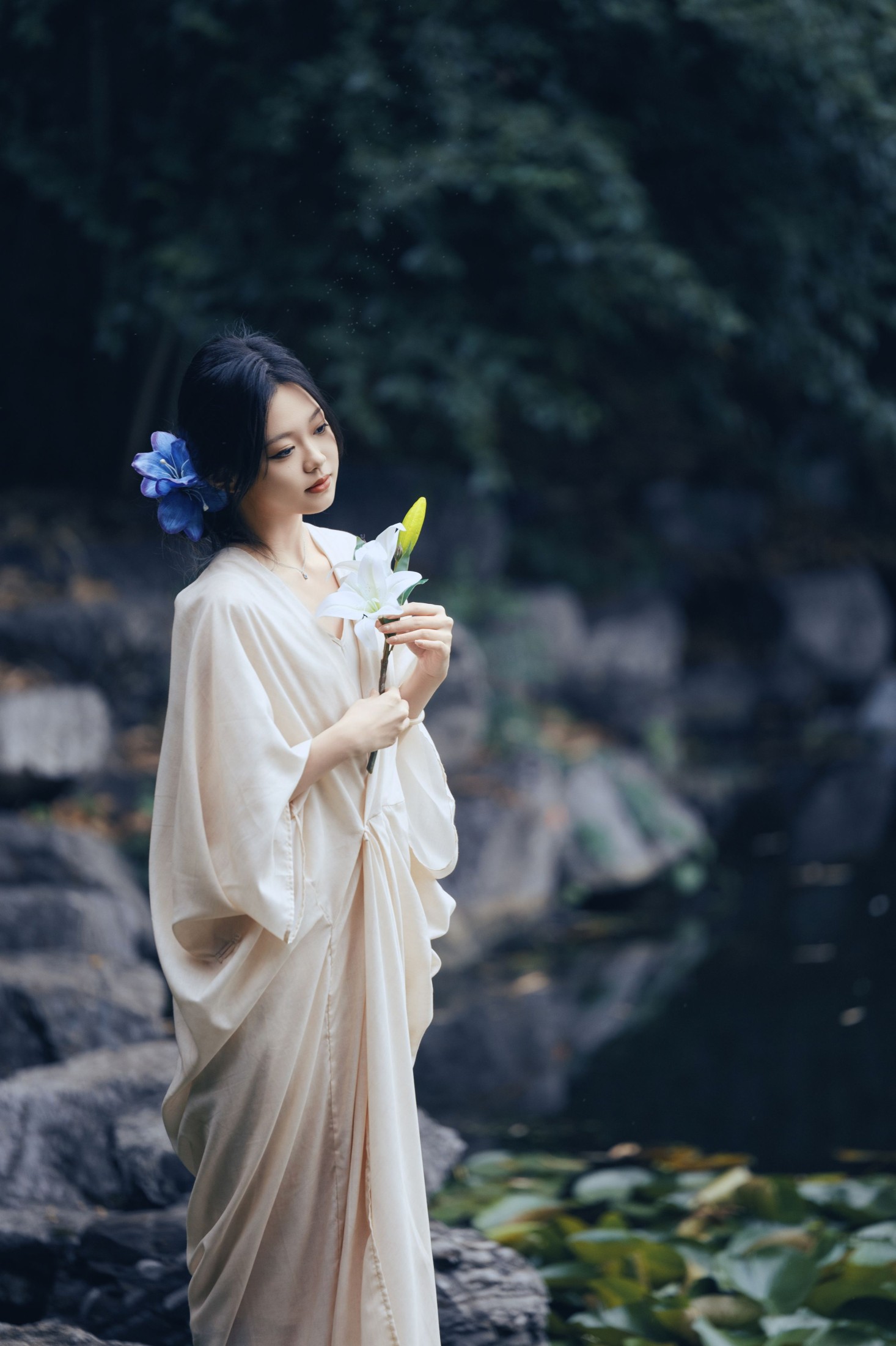 晨曦 – 《柳岸花明又一村》[36P]