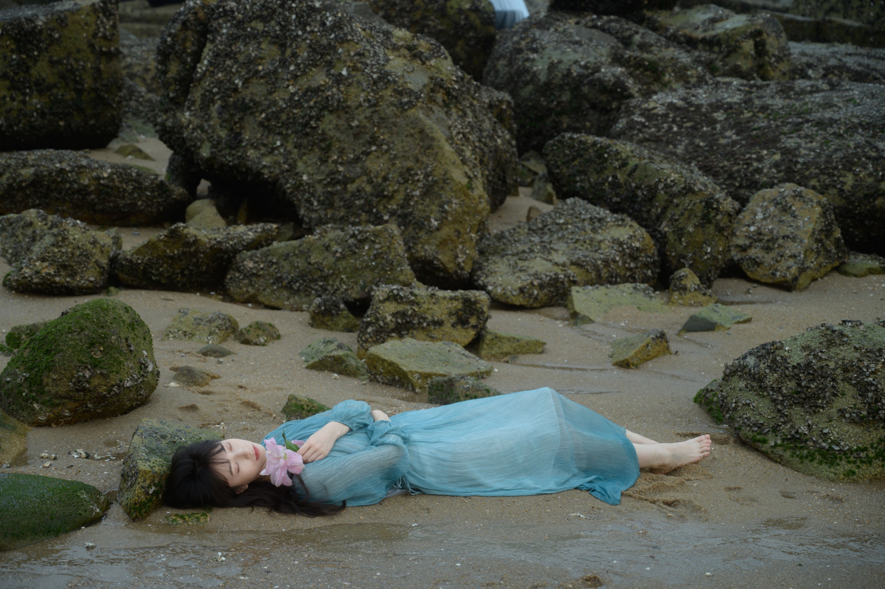 怪兽 – 《海的女儿》[21P]