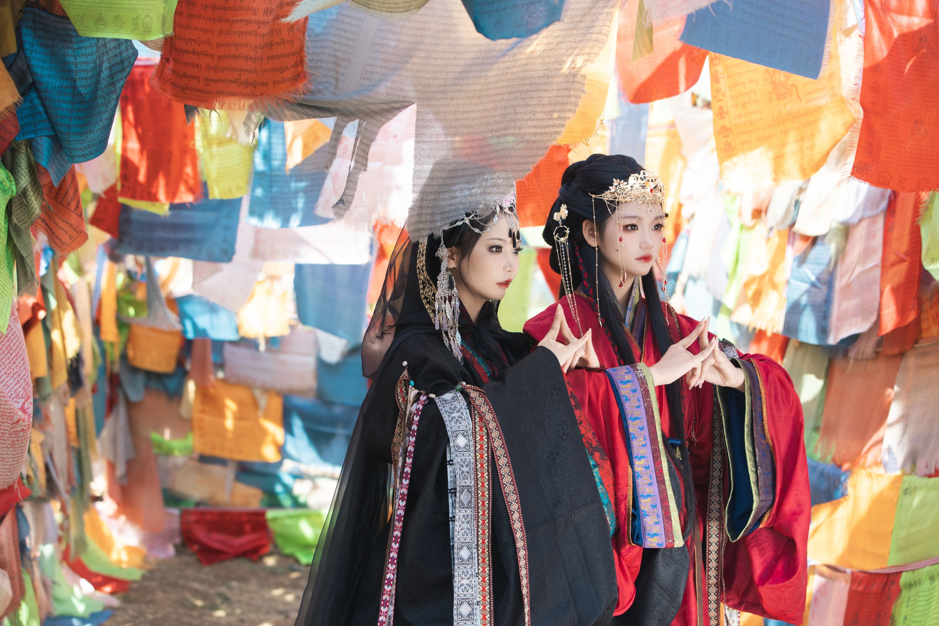 晚晚 晚江亭 – 《双生萨满》[34P]