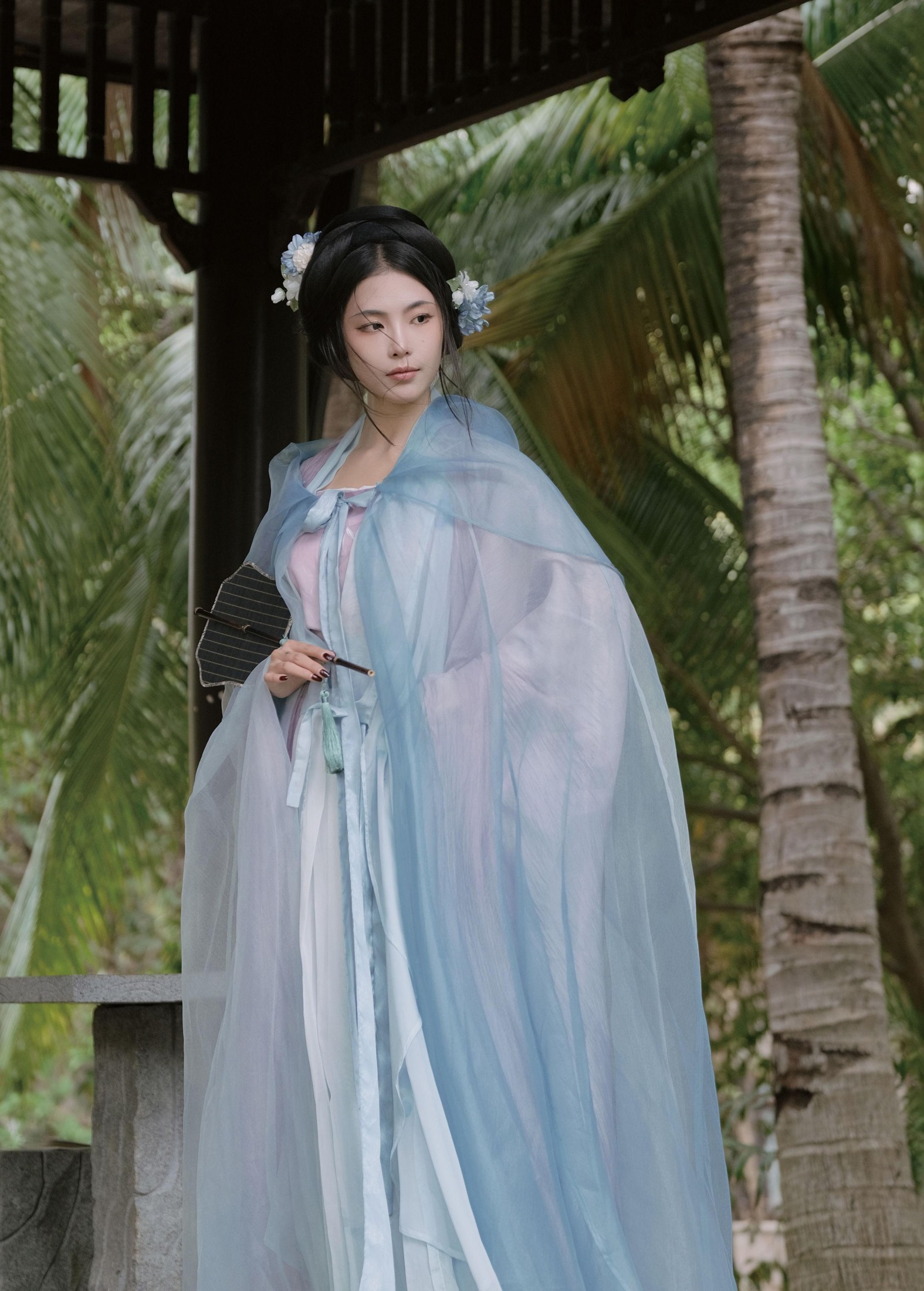 鑫淼 – 《仰春》[18P]